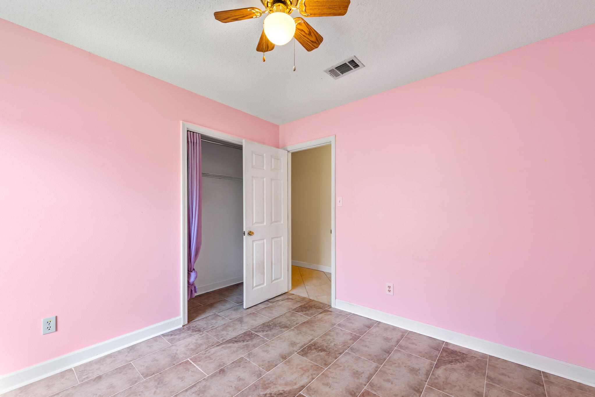 WYNNEHAVEN BEACH ESTATES - Residential