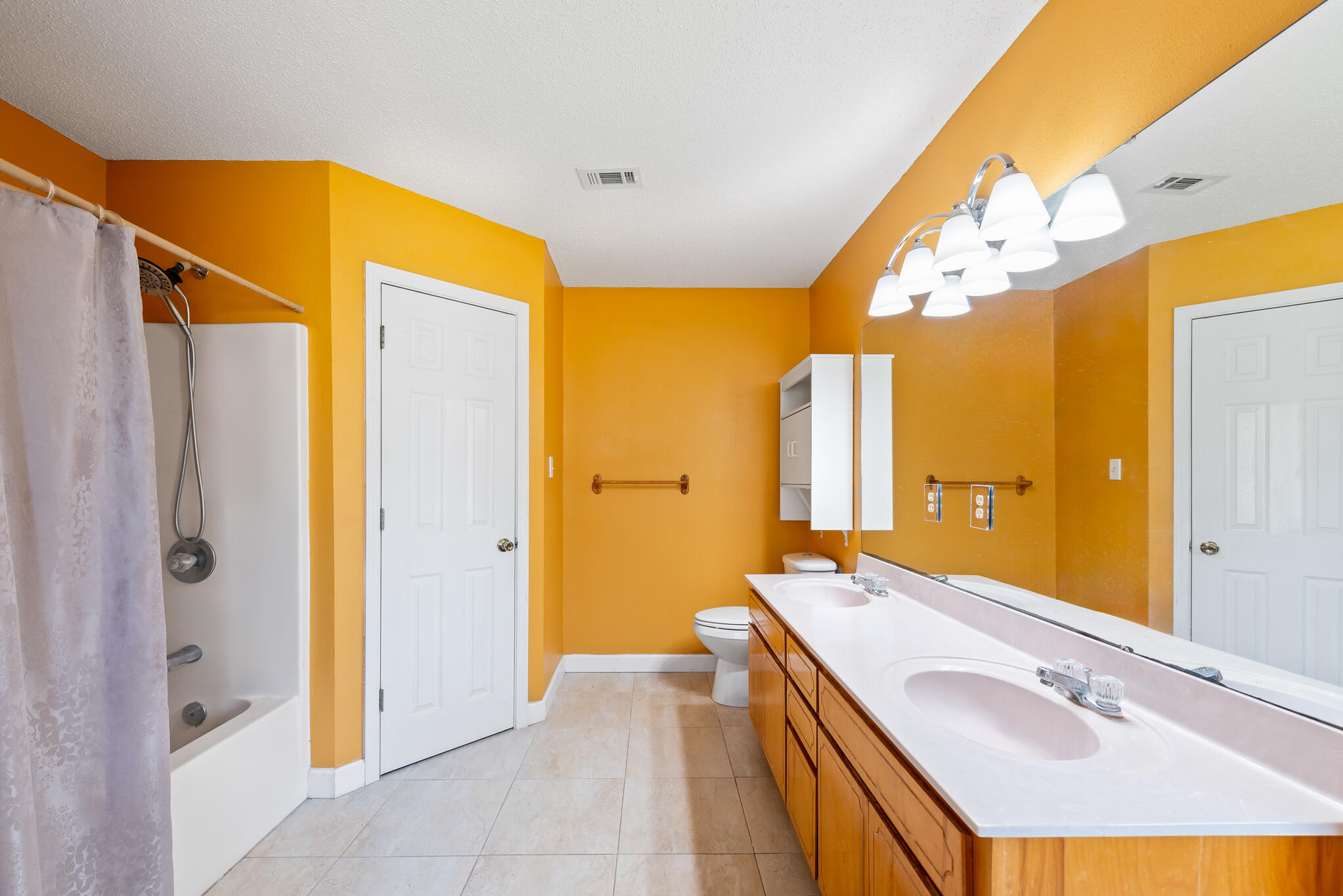 WYNNEHAVEN BEACH ESTATES - Residential