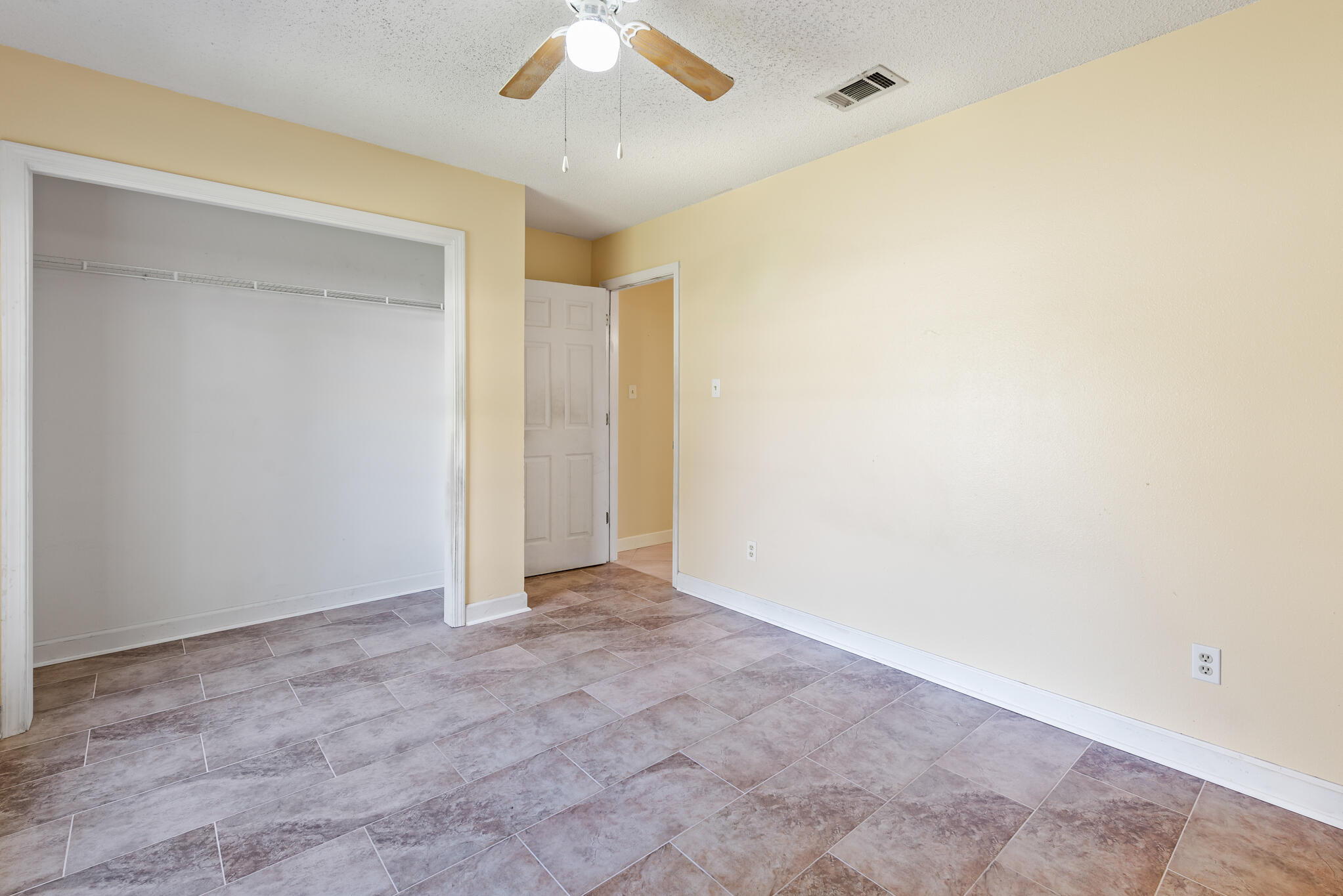 WYNNEHAVEN BEACH ESTATES - Residential