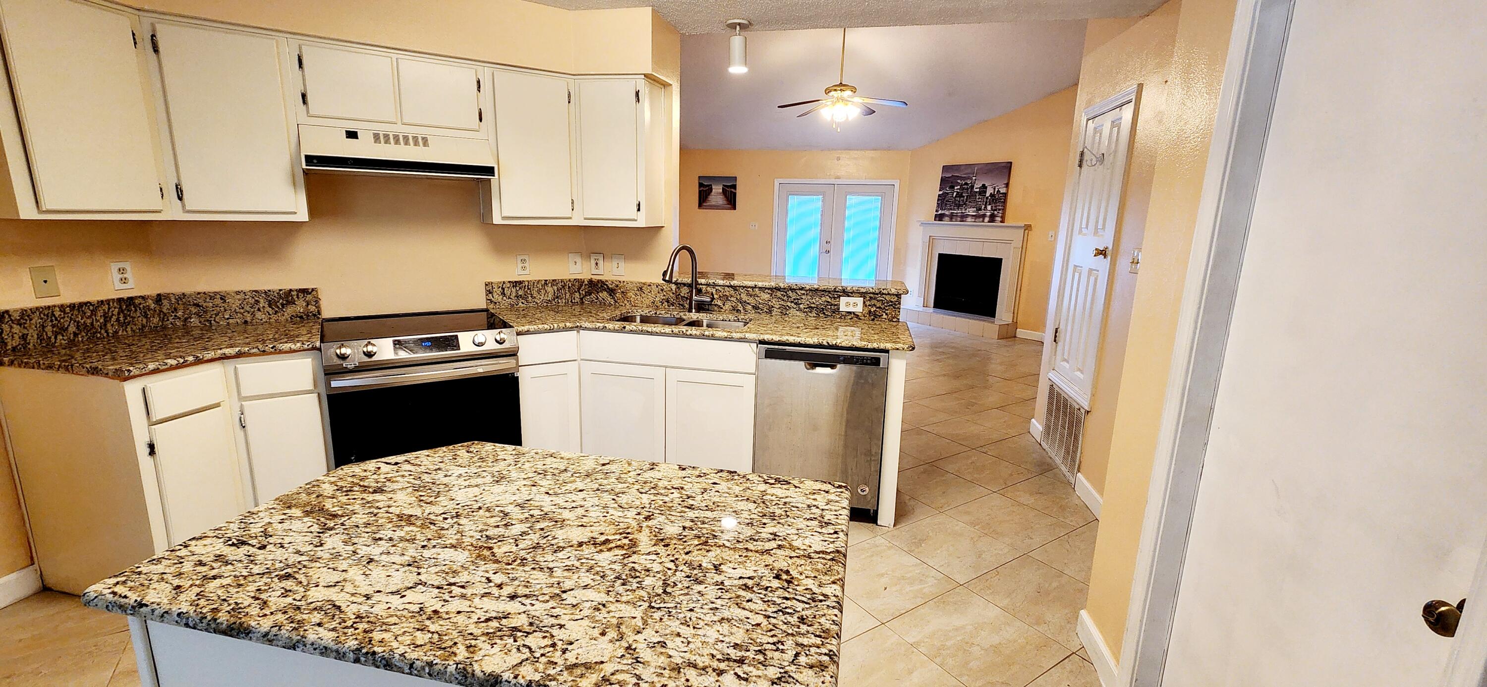 WYNNEHAVEN BEACH ESTATES - Residential