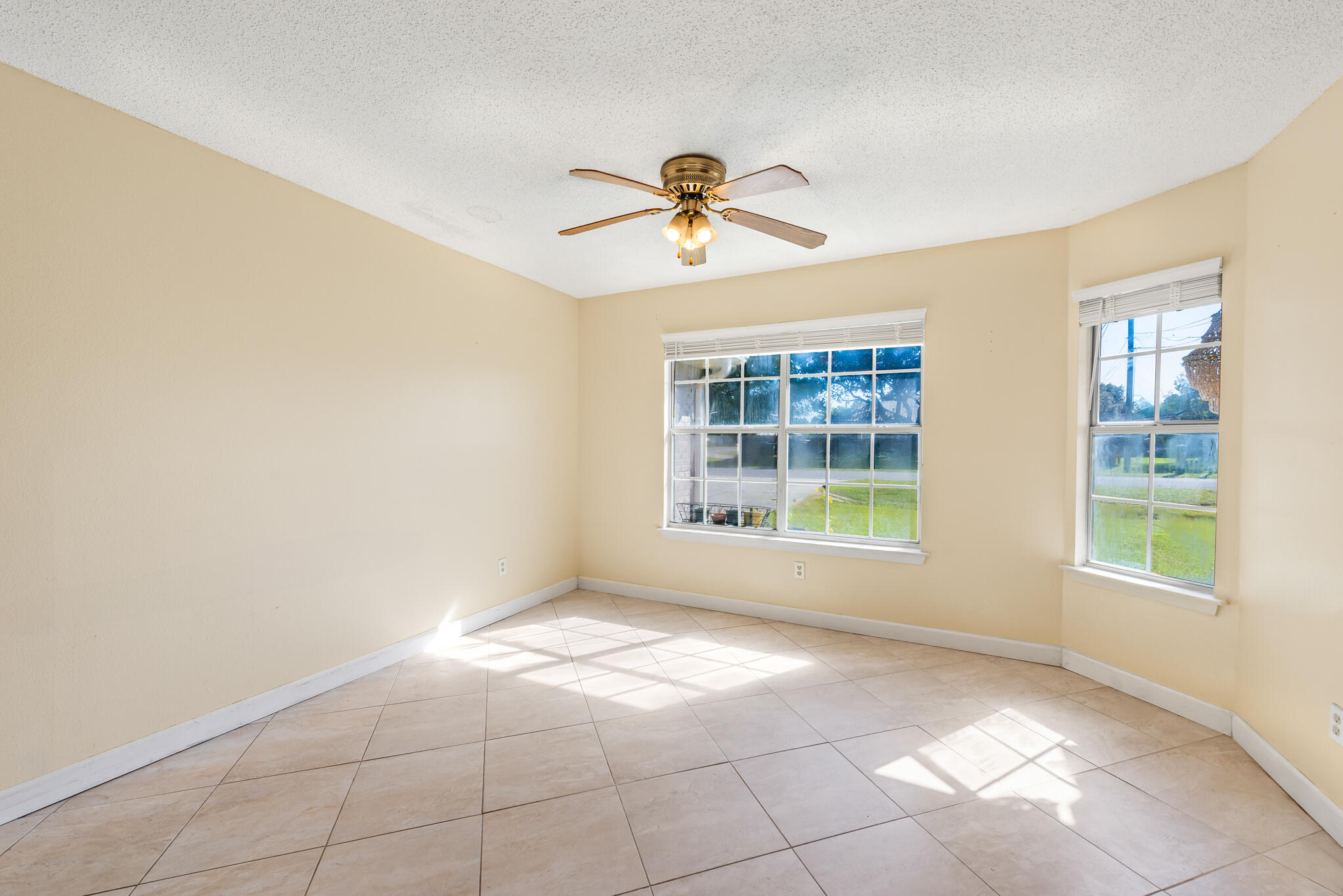 WYNNEHAVEN BEACH ESTATES - Residential