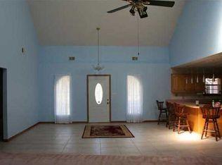 CASTELAR - Residential