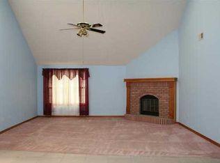 CASTELAR - Residential