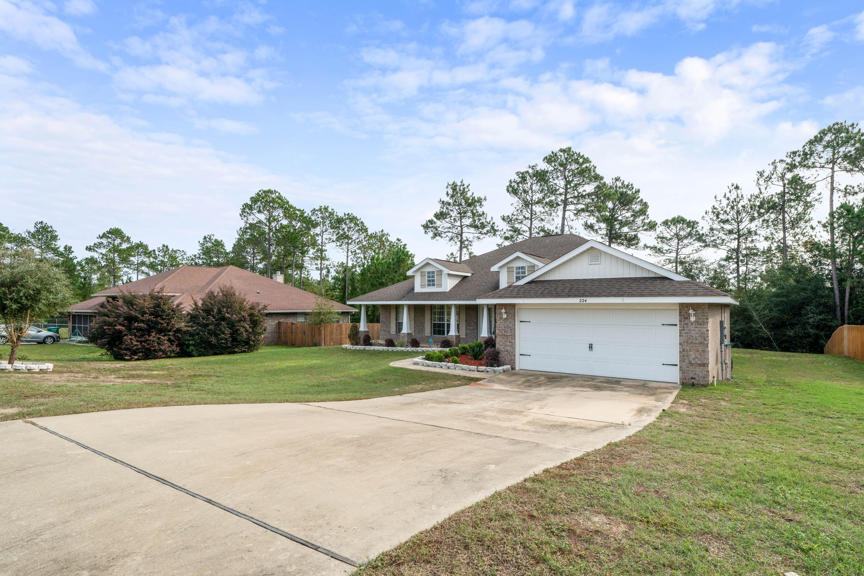 ALICIA PLACE - Residential