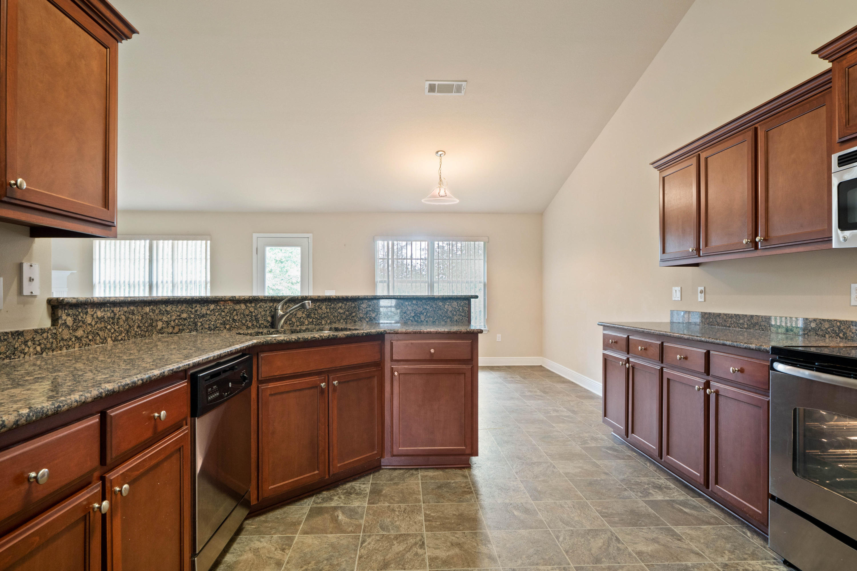 ALICIA PLACE - Residential