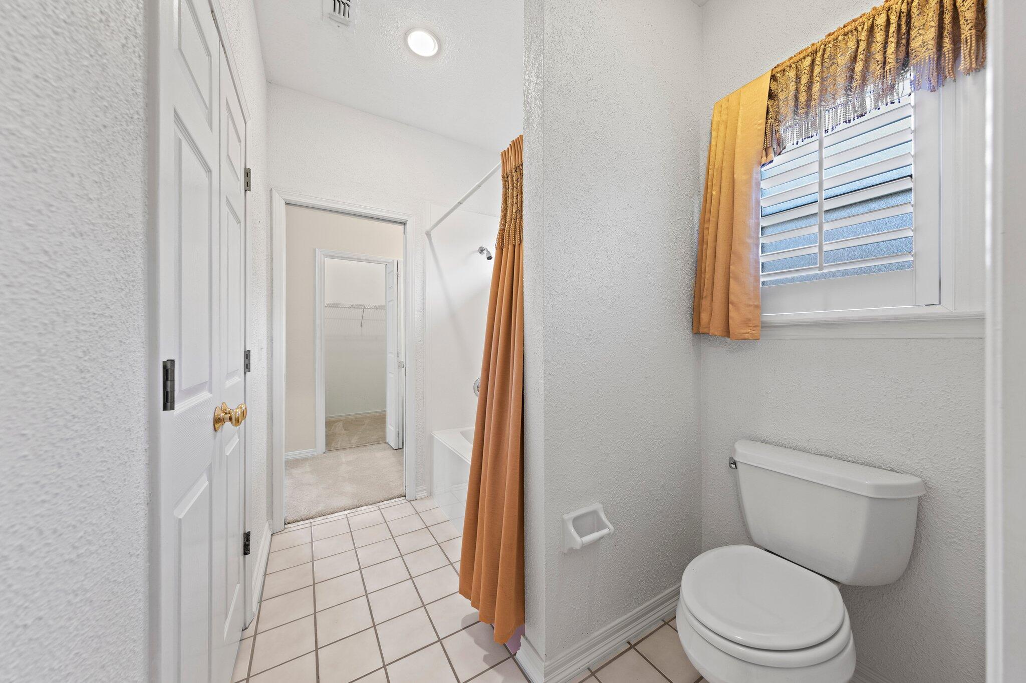 HUNTERS CREEK - Residential