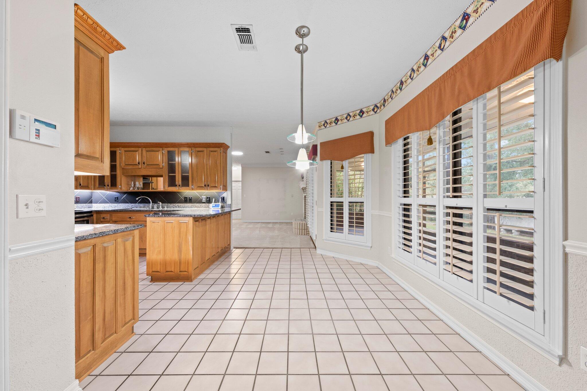 HUNTERS CREEK - Residential