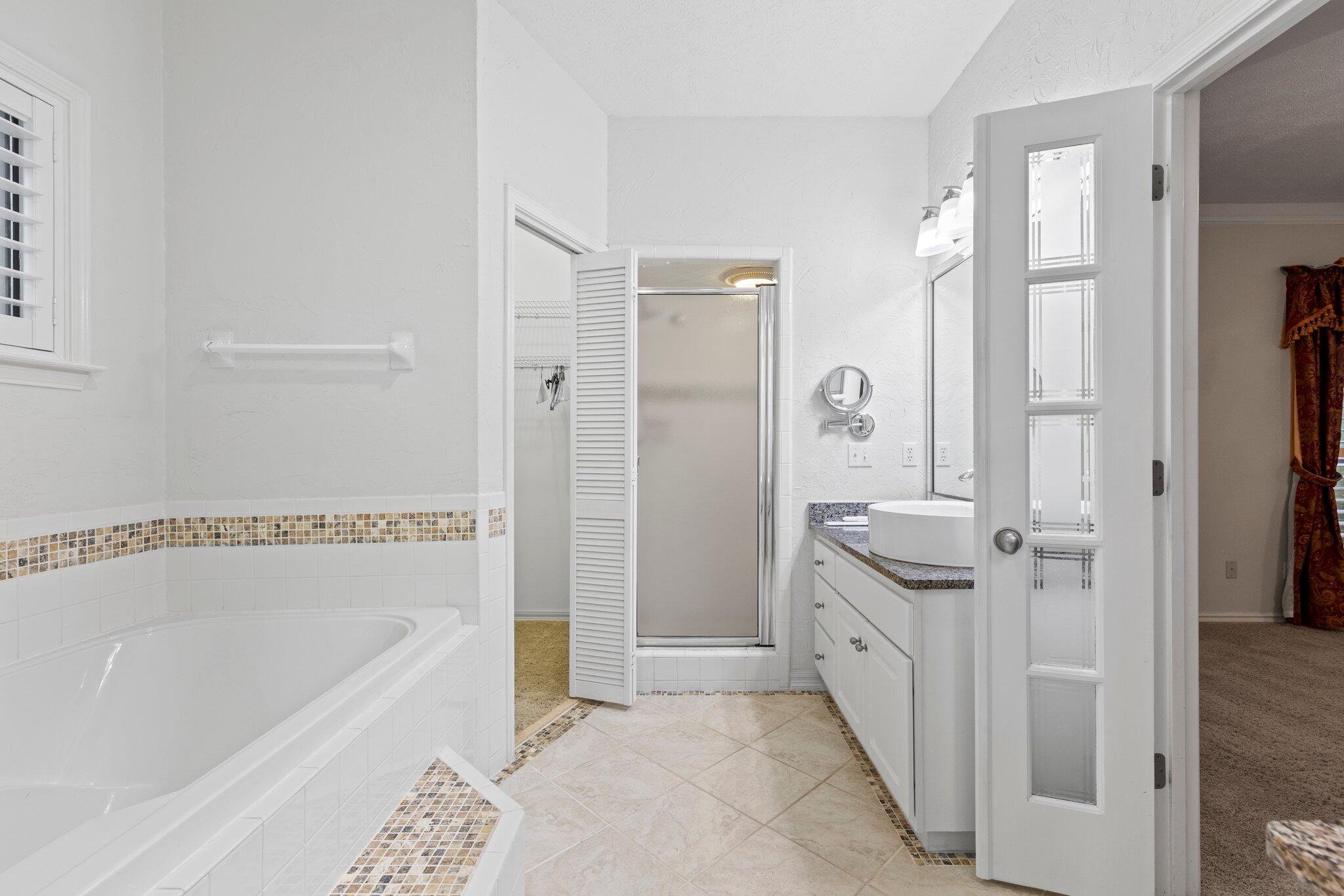 HUNTERS CREEK - Residential