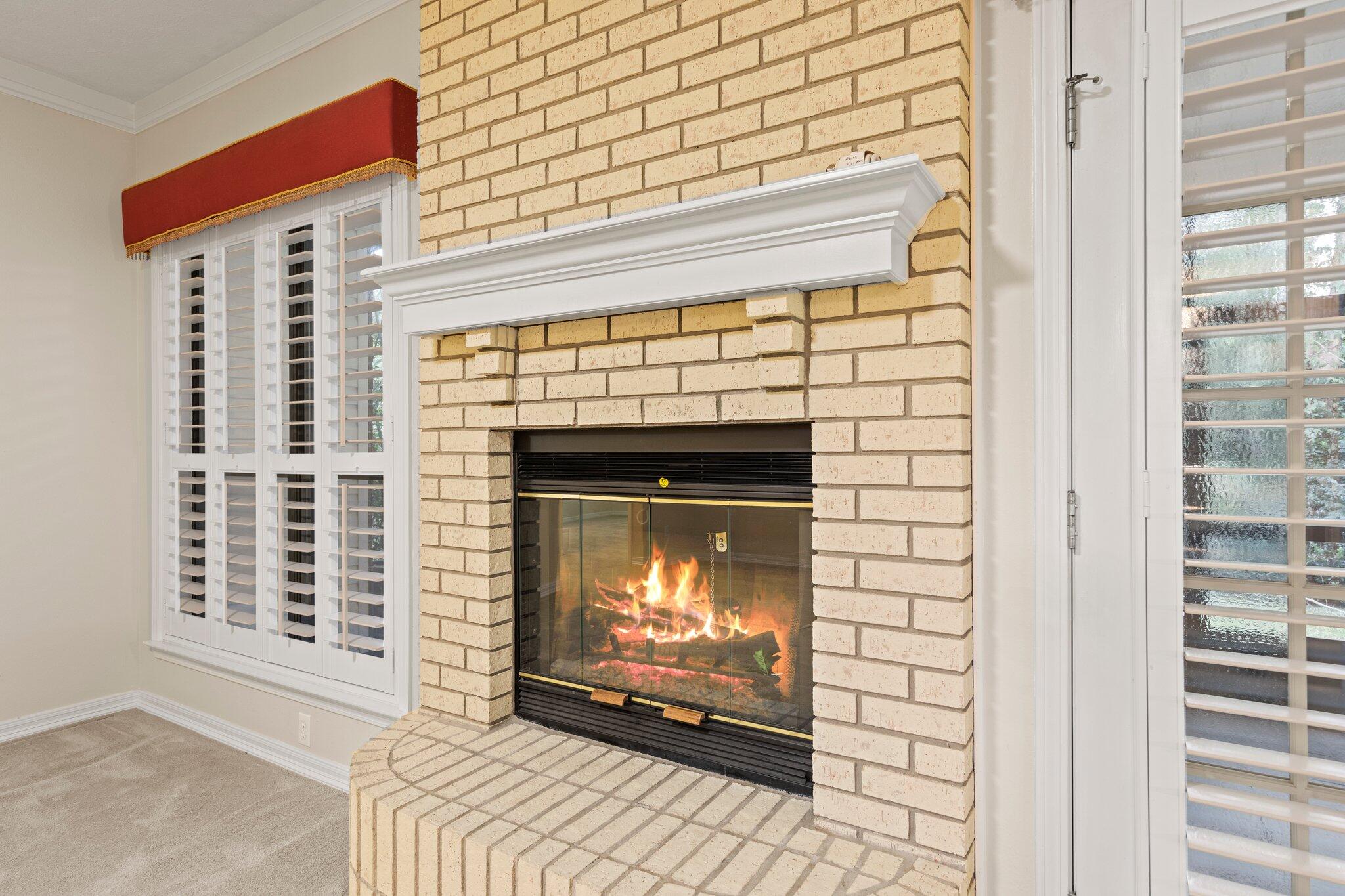 HUNTERS CREEK - Residential