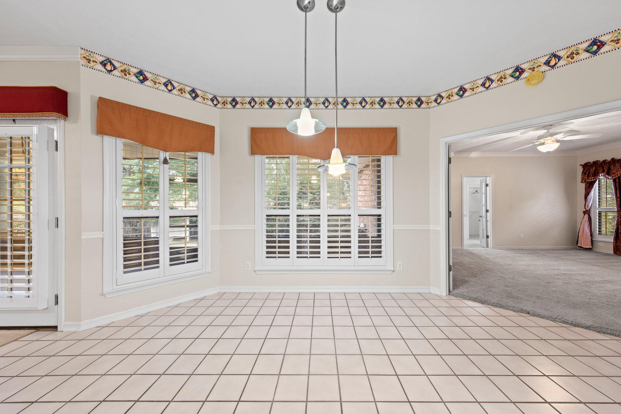 HUNTERS CREEK - Residential