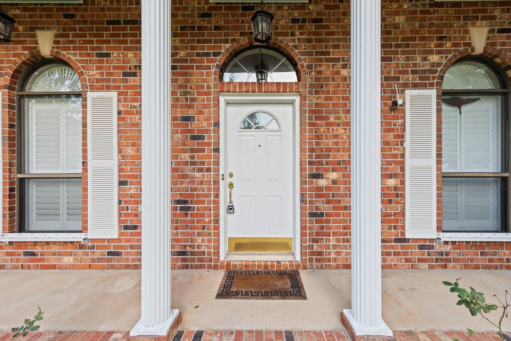 HUNTERS CREEK - Residential