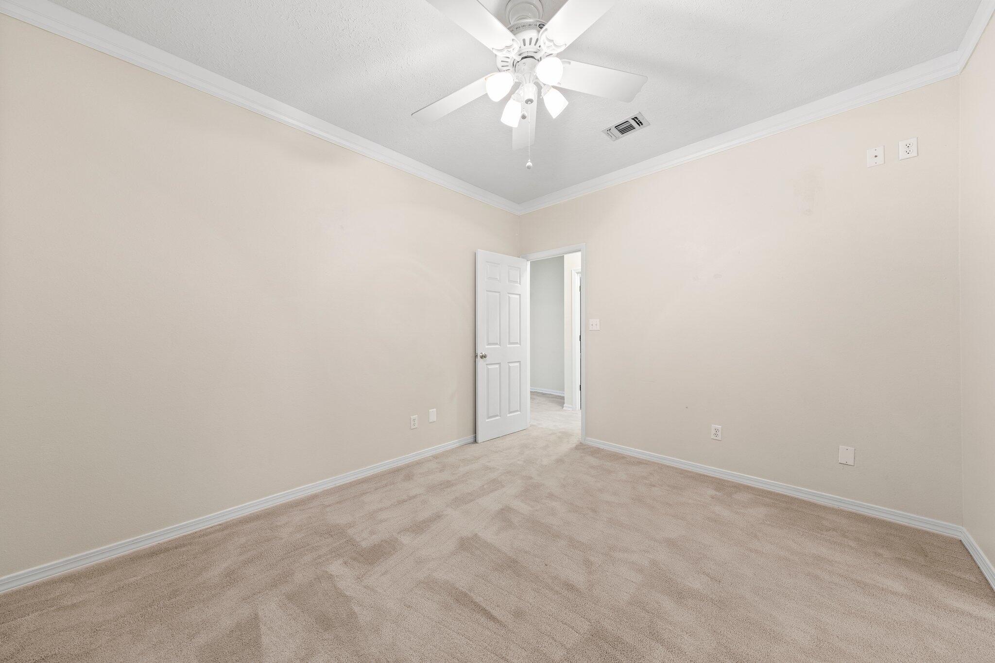 HUNTERS CREEK - Residential