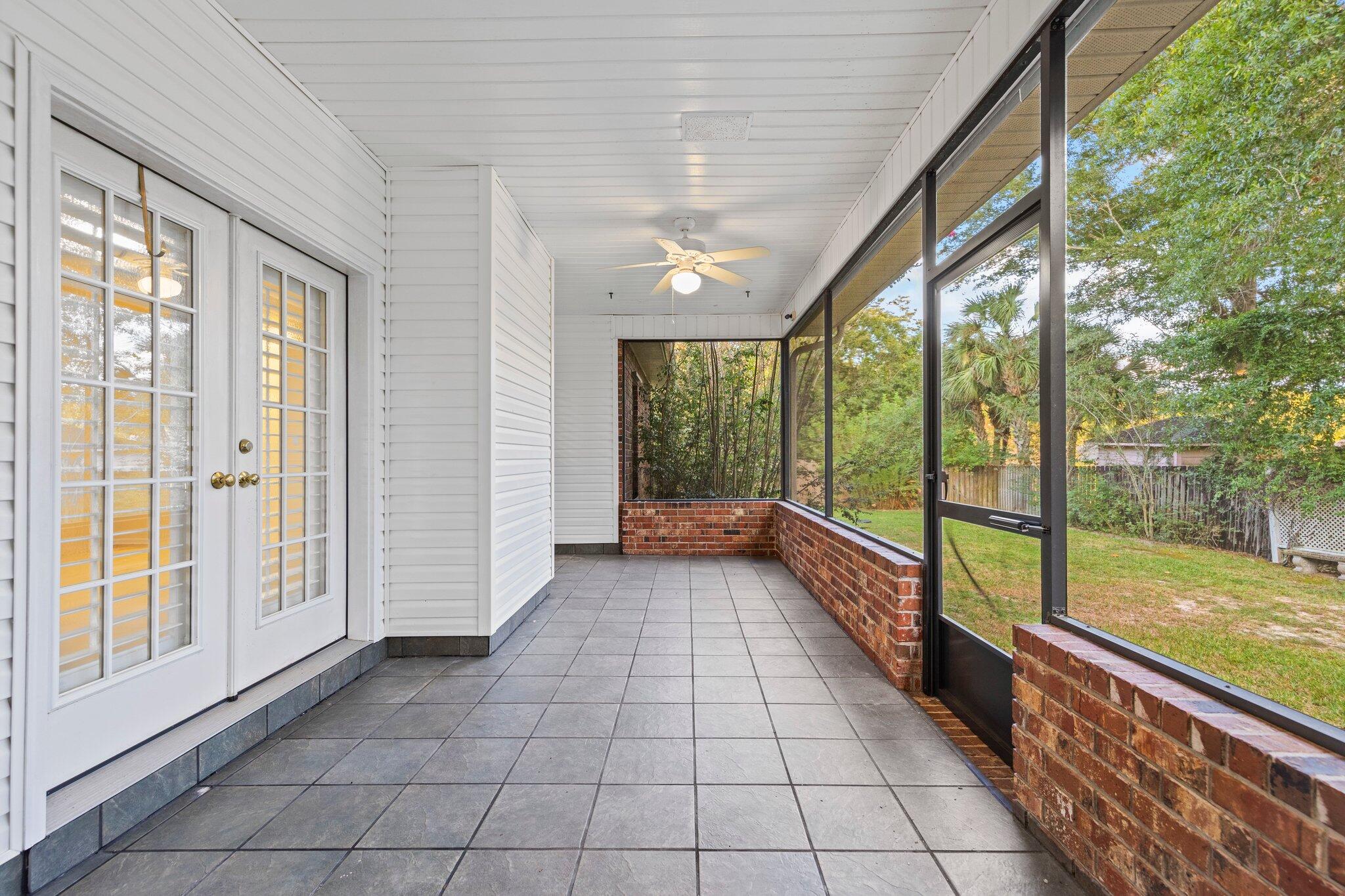 HUNTERS CREEK - Residential