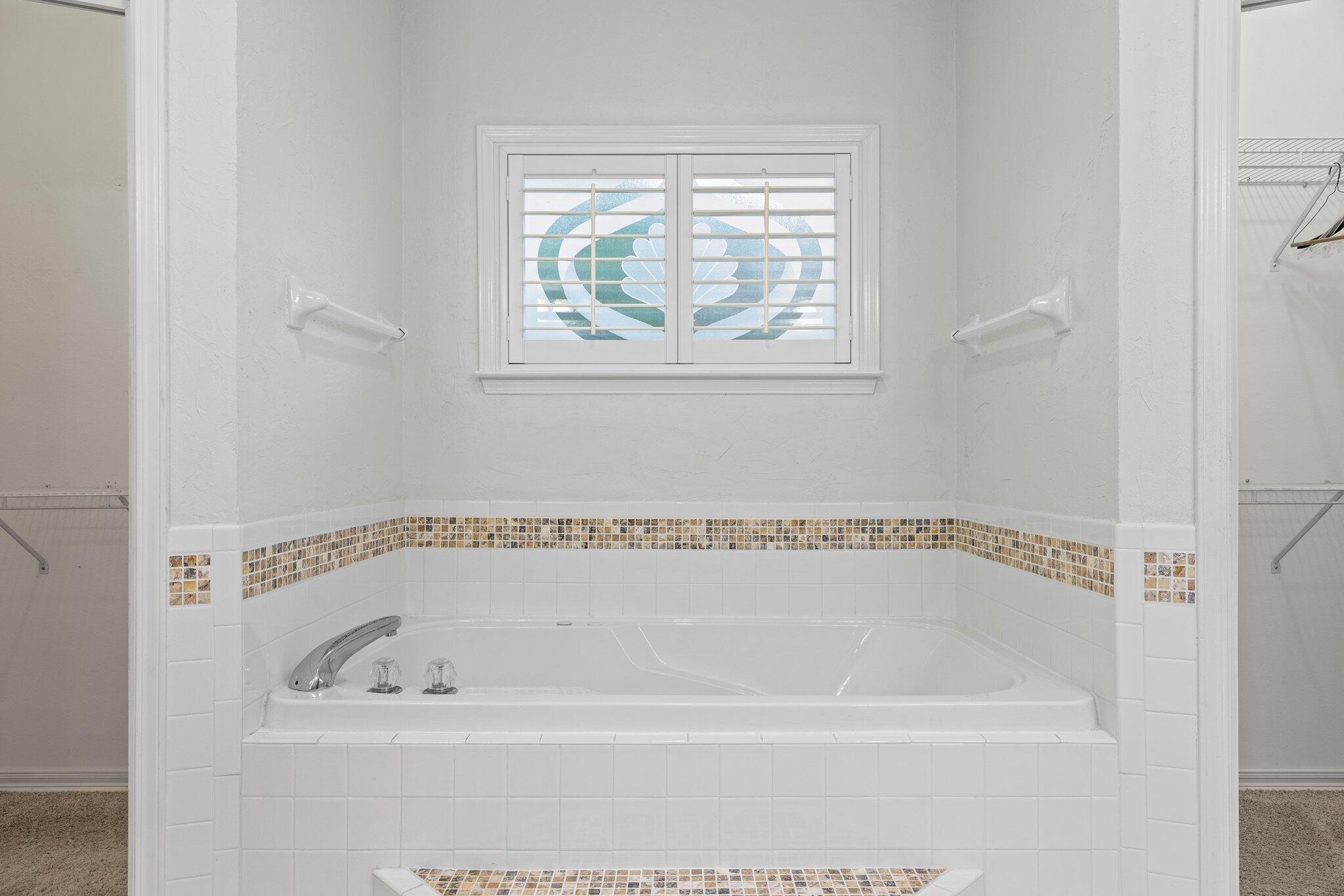 HUNTERS CREEK - Residential