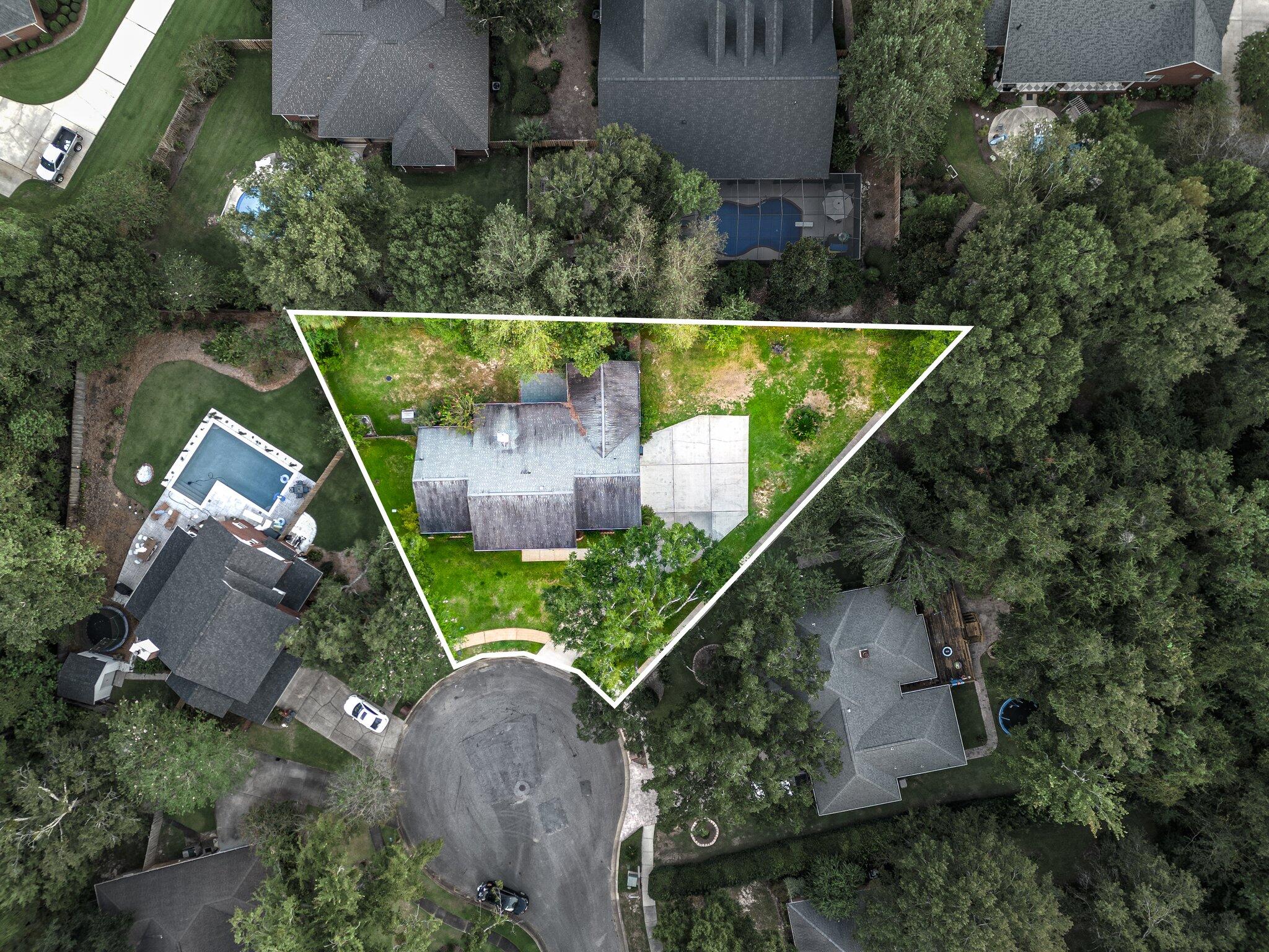 HUNTERS CREEK - Residential