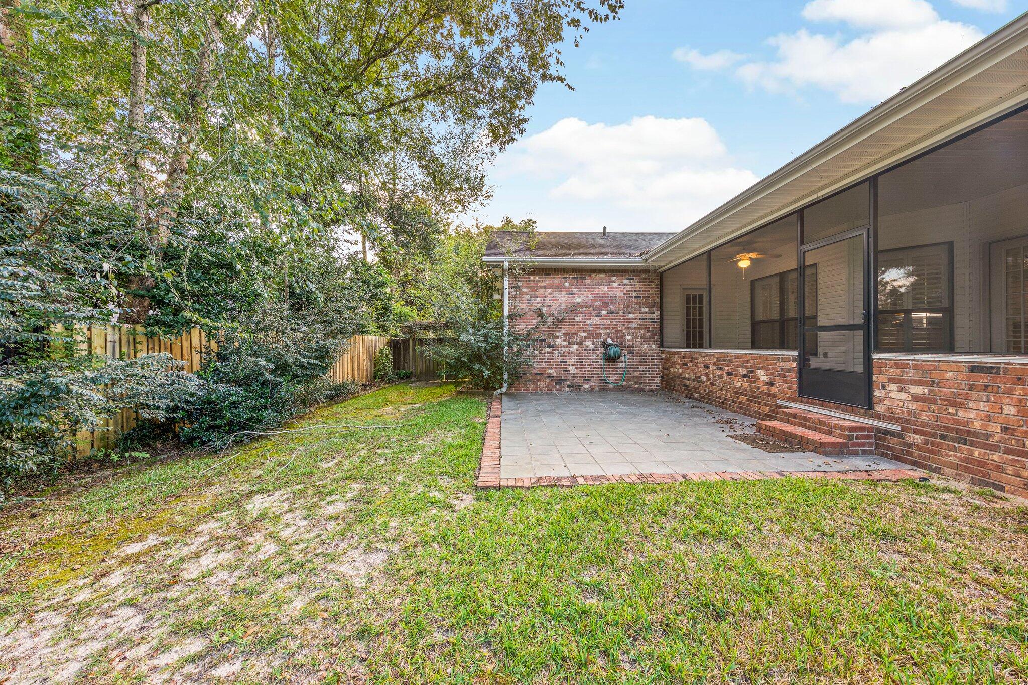 HUNTERS CREEK - Residential