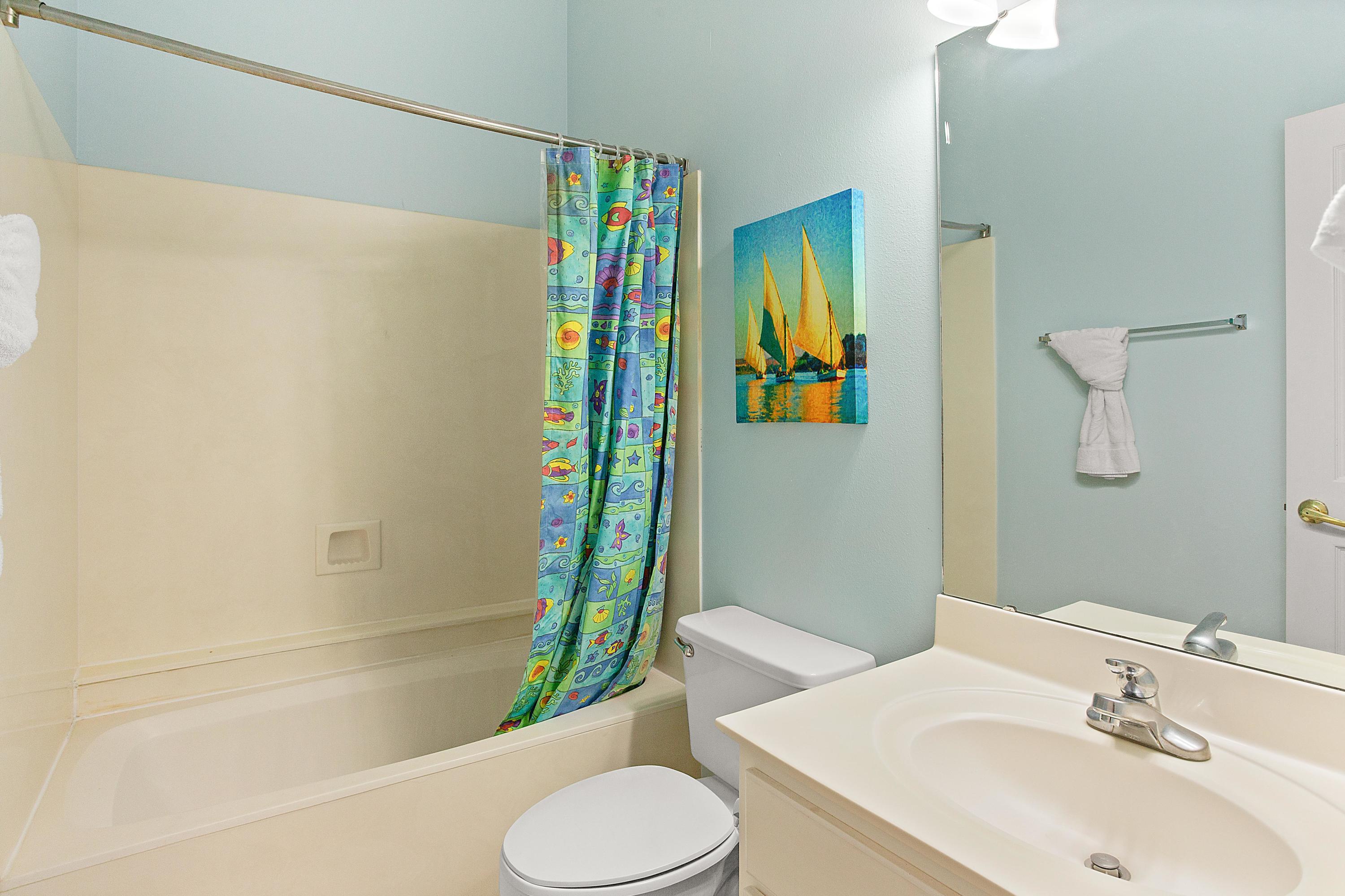 VANTAGE POINTE - Residential