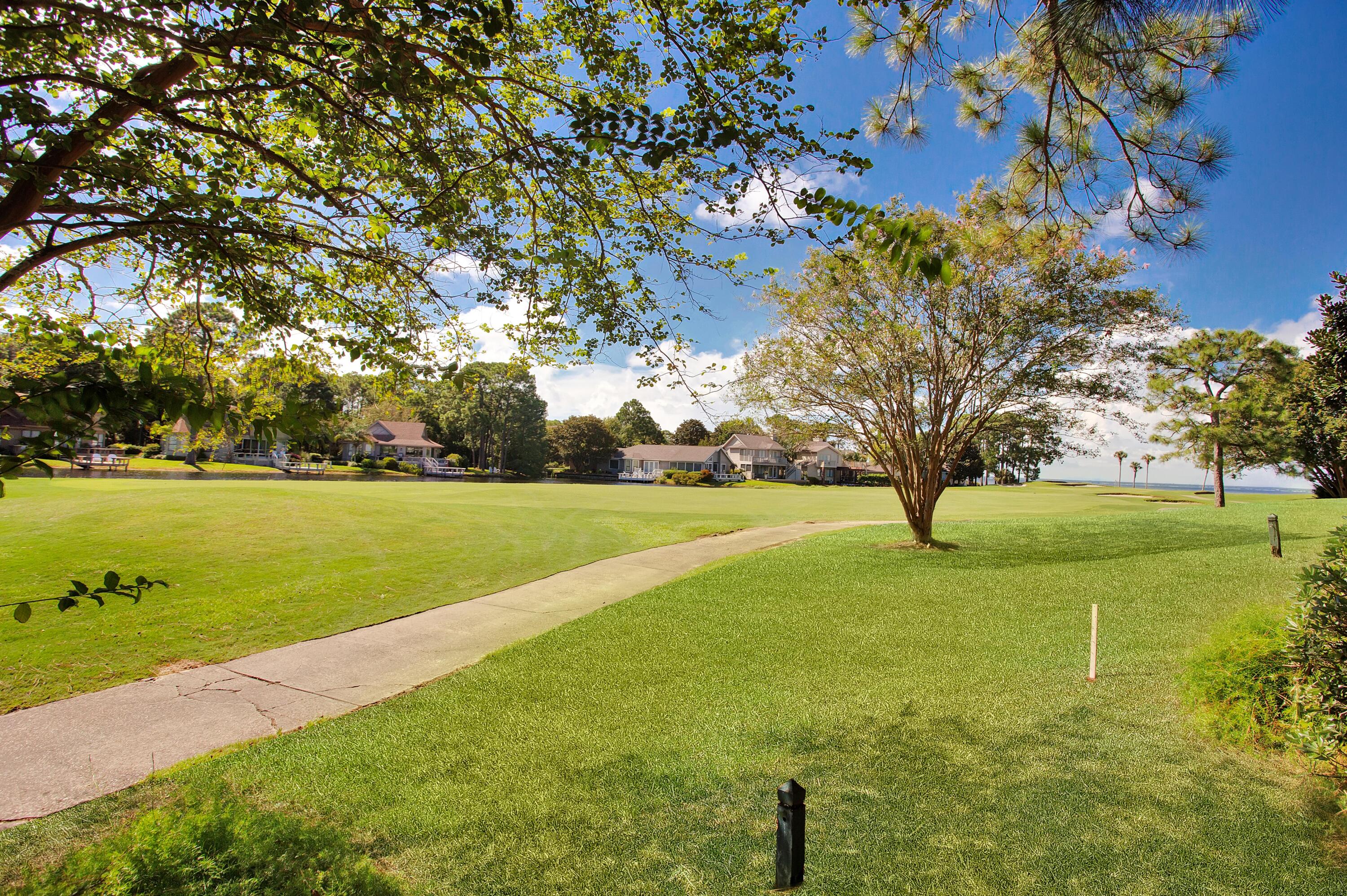 VANTAGE POINTE - Residential