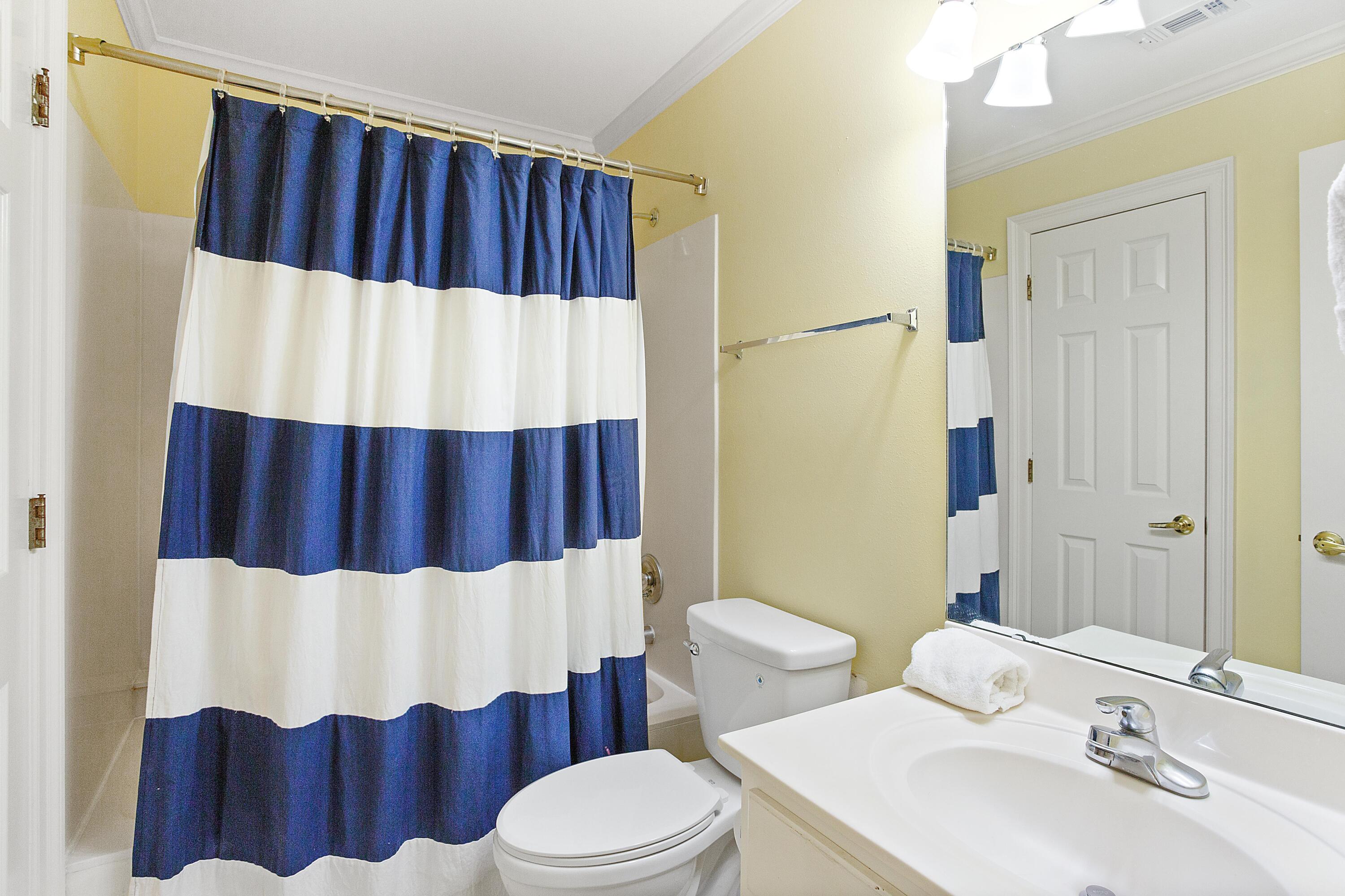 VANTAGE POINTE - Residential