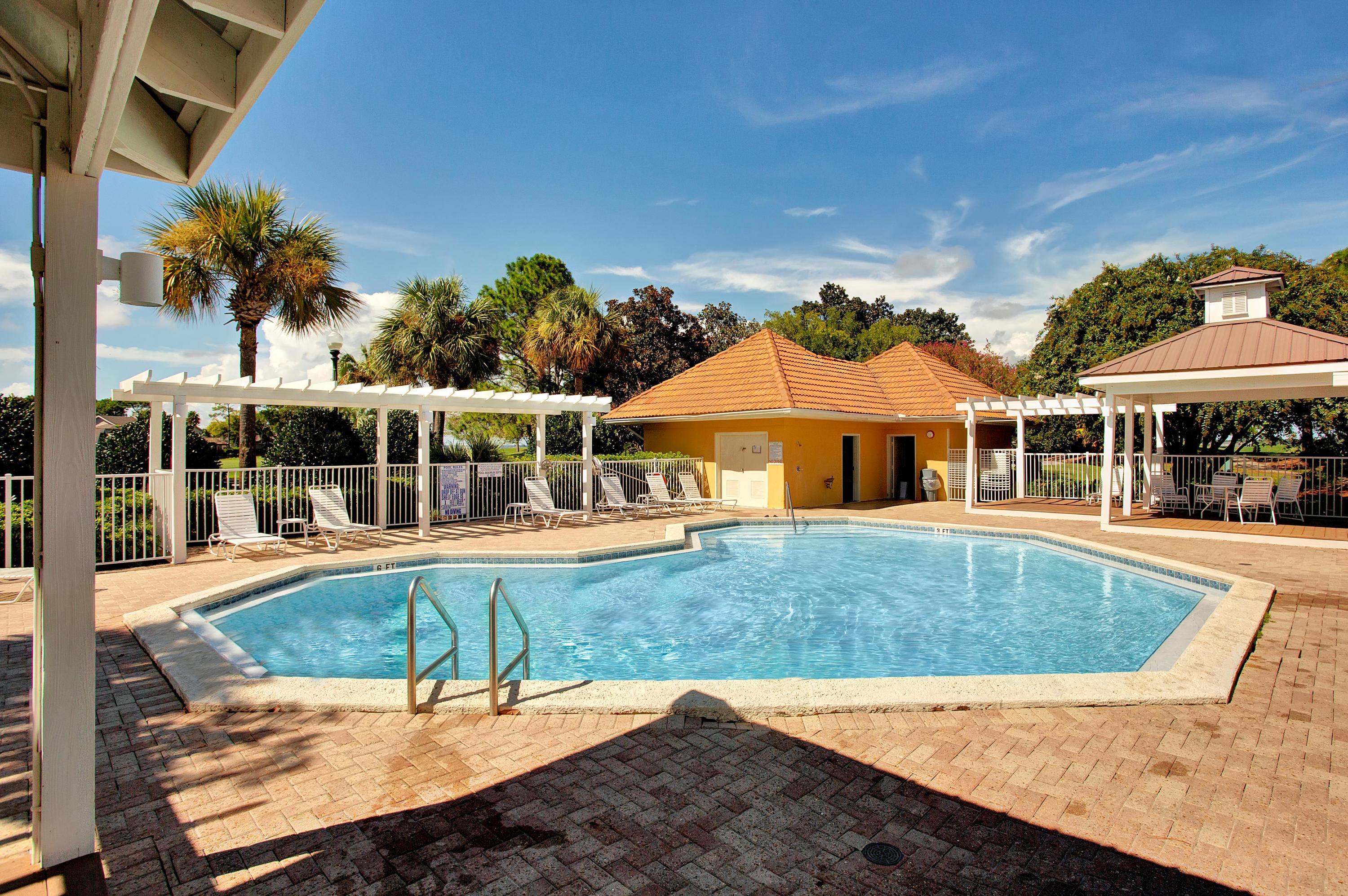 VANTAGE POINTE - Residential