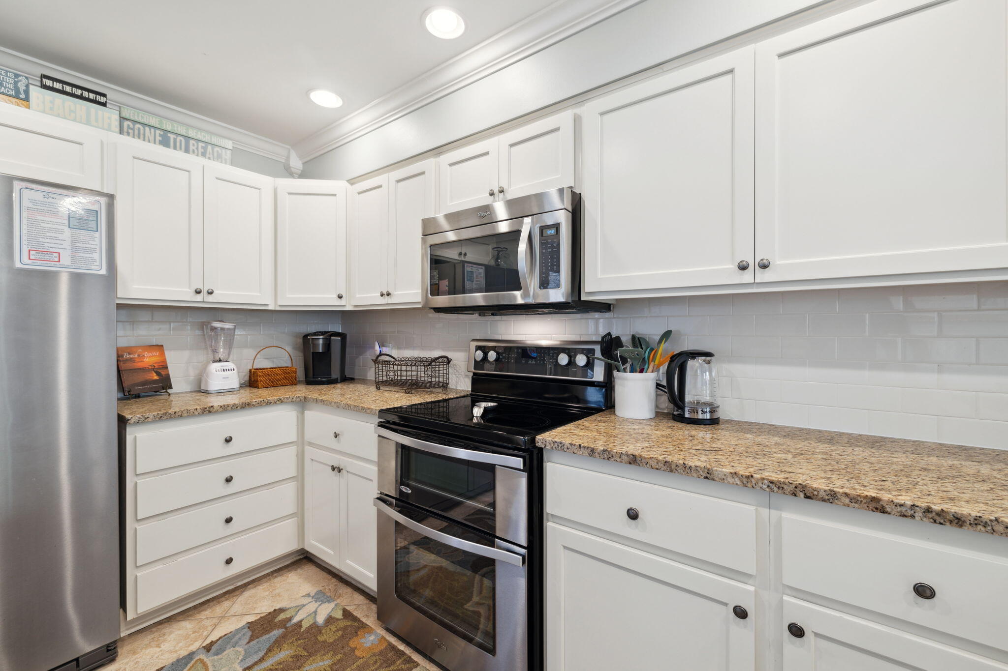 BEACHWALK VILLAS - Residential