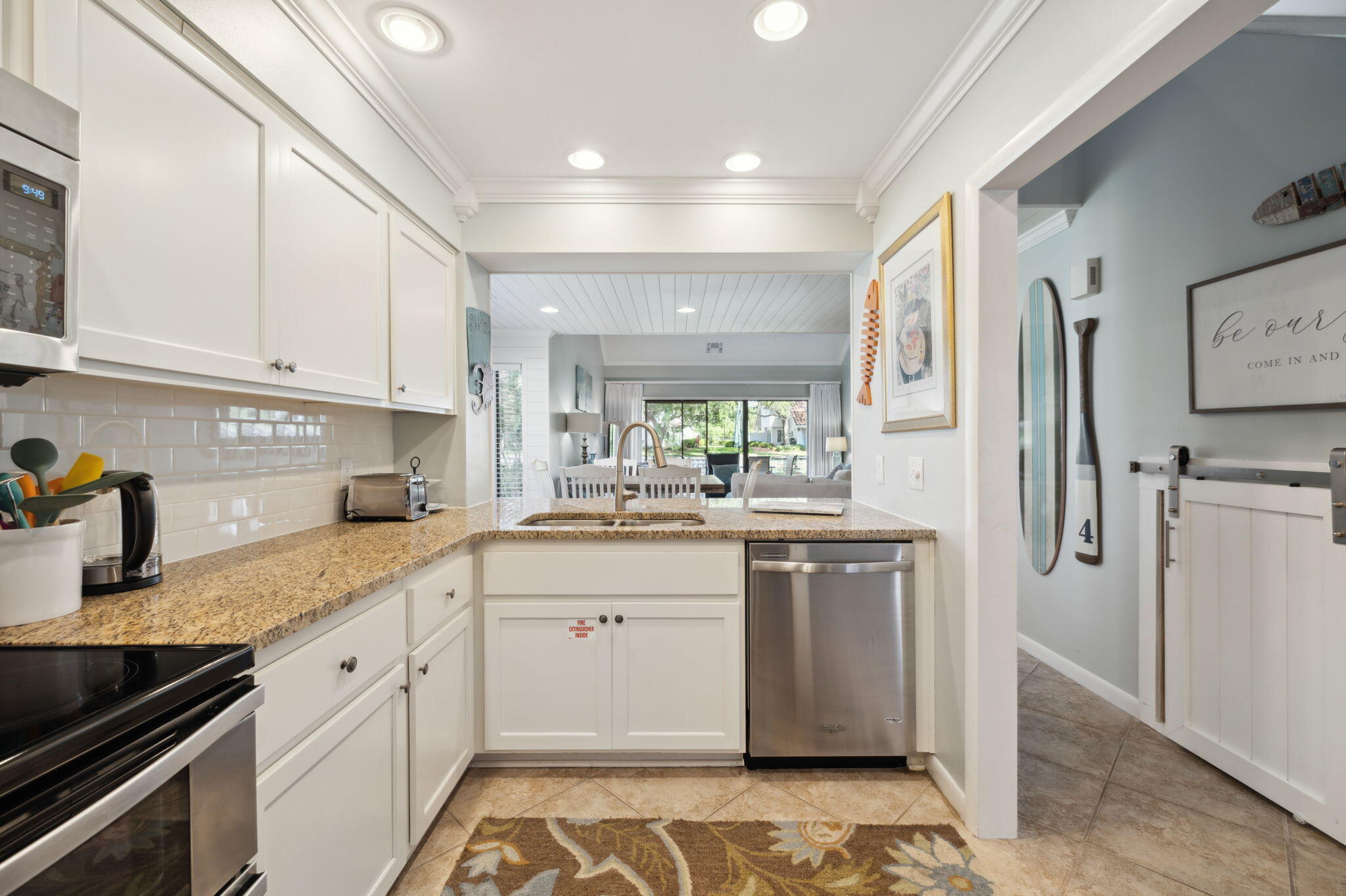 BEACHWALK VILLAS - Residential