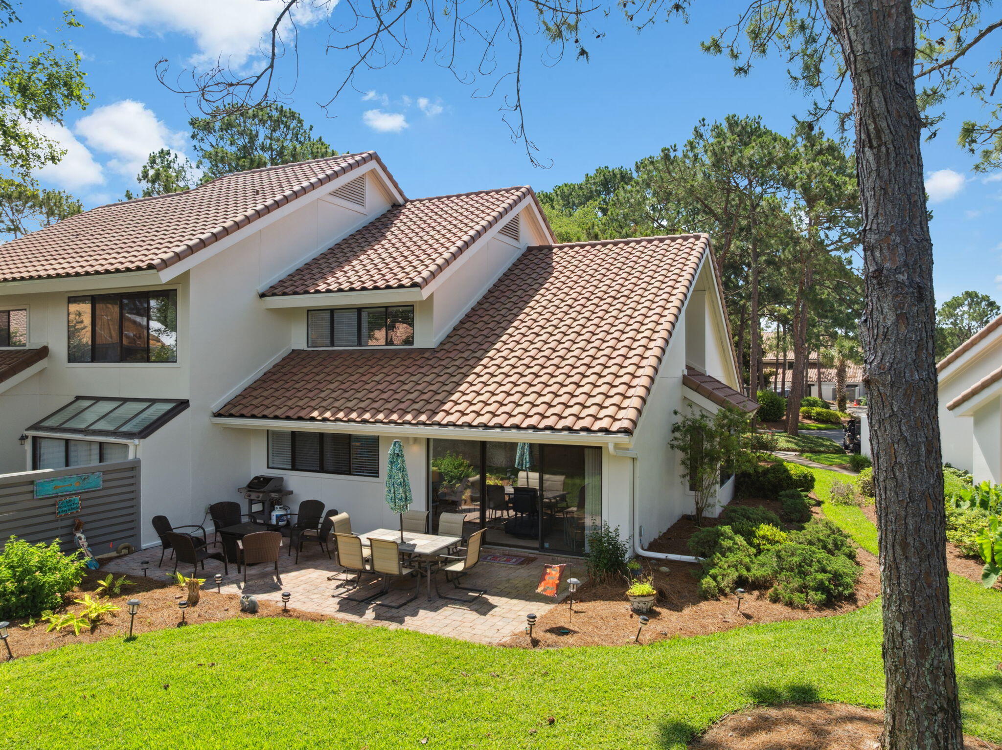 BEACHWALK VILLAS - Residential