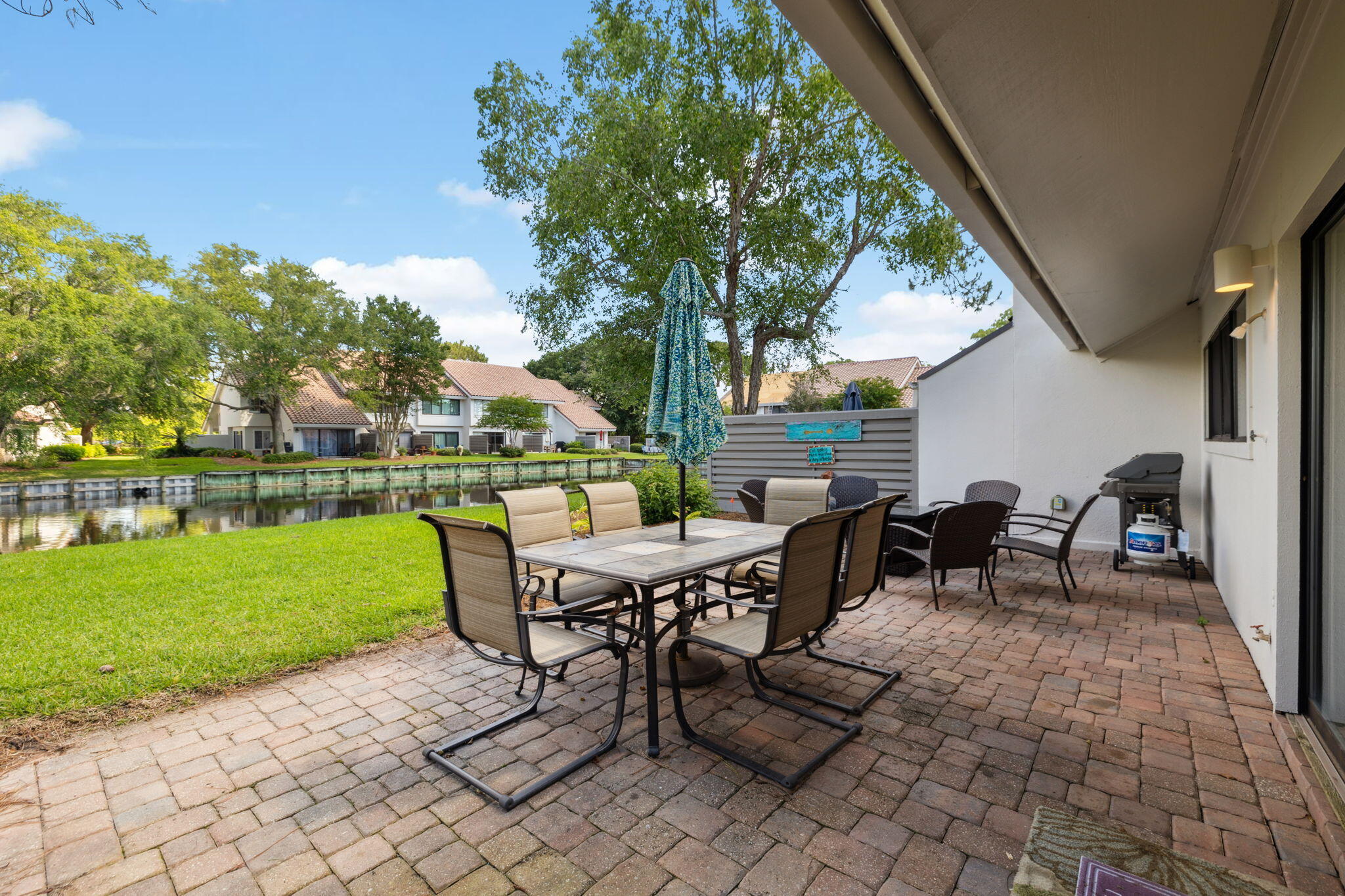 BEACHWALK VILLAS - Residential