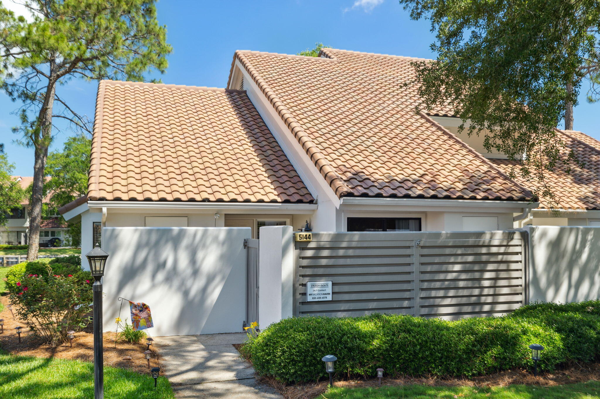 BEACHWALK VILLAS - Residential