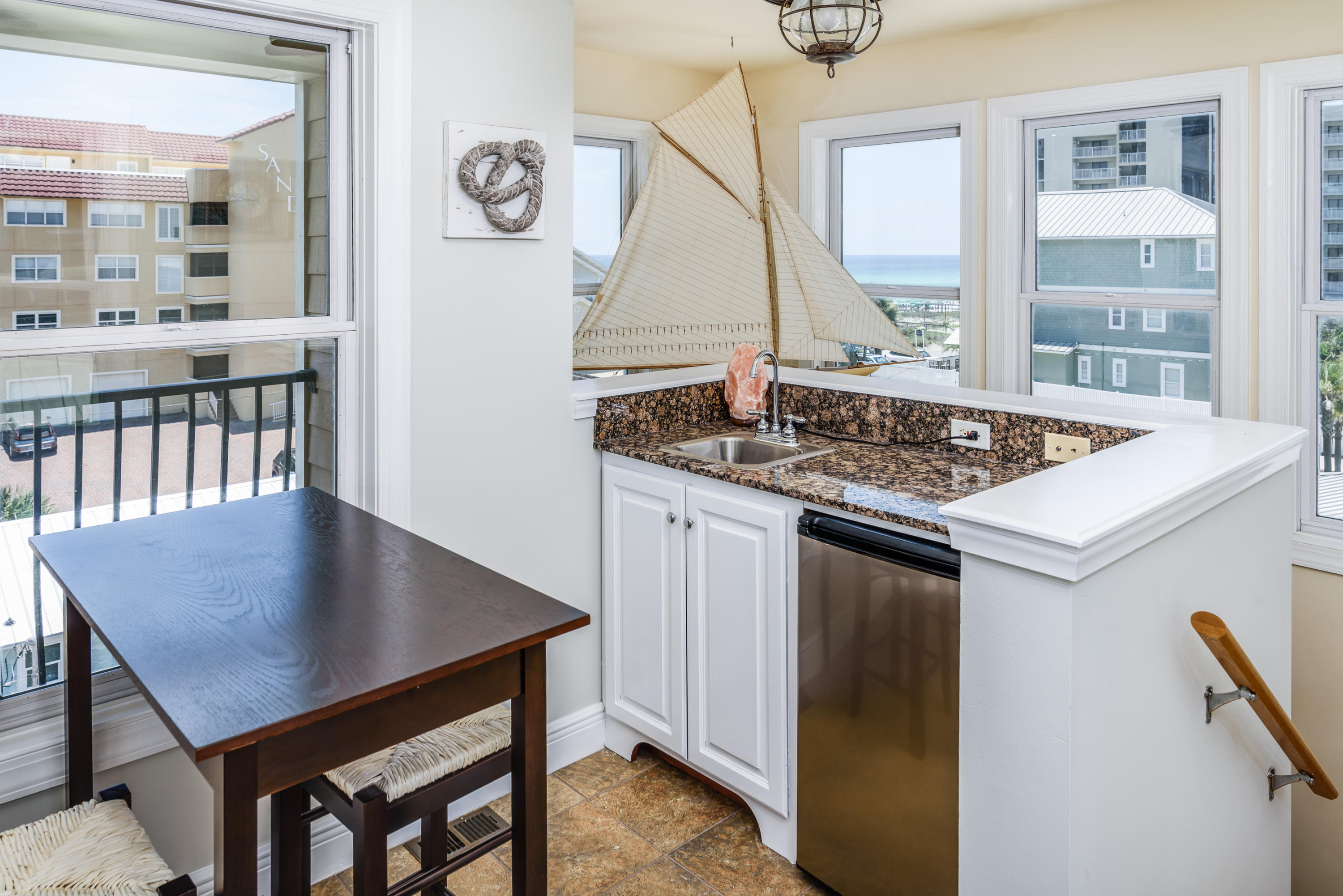 TANG-O-MAR S/D UNREC - Residential