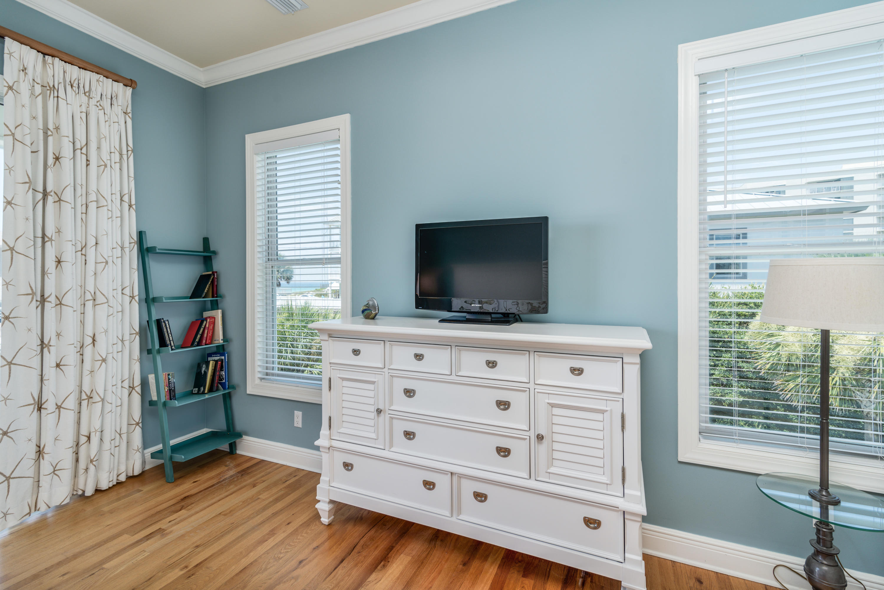 TANG-O-MAR S/D UNREC - Residential