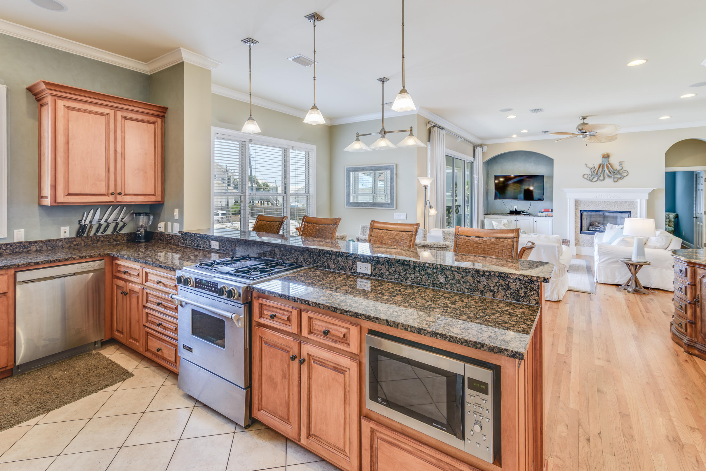 TANG-O-MAR S/D UNREC - Residential