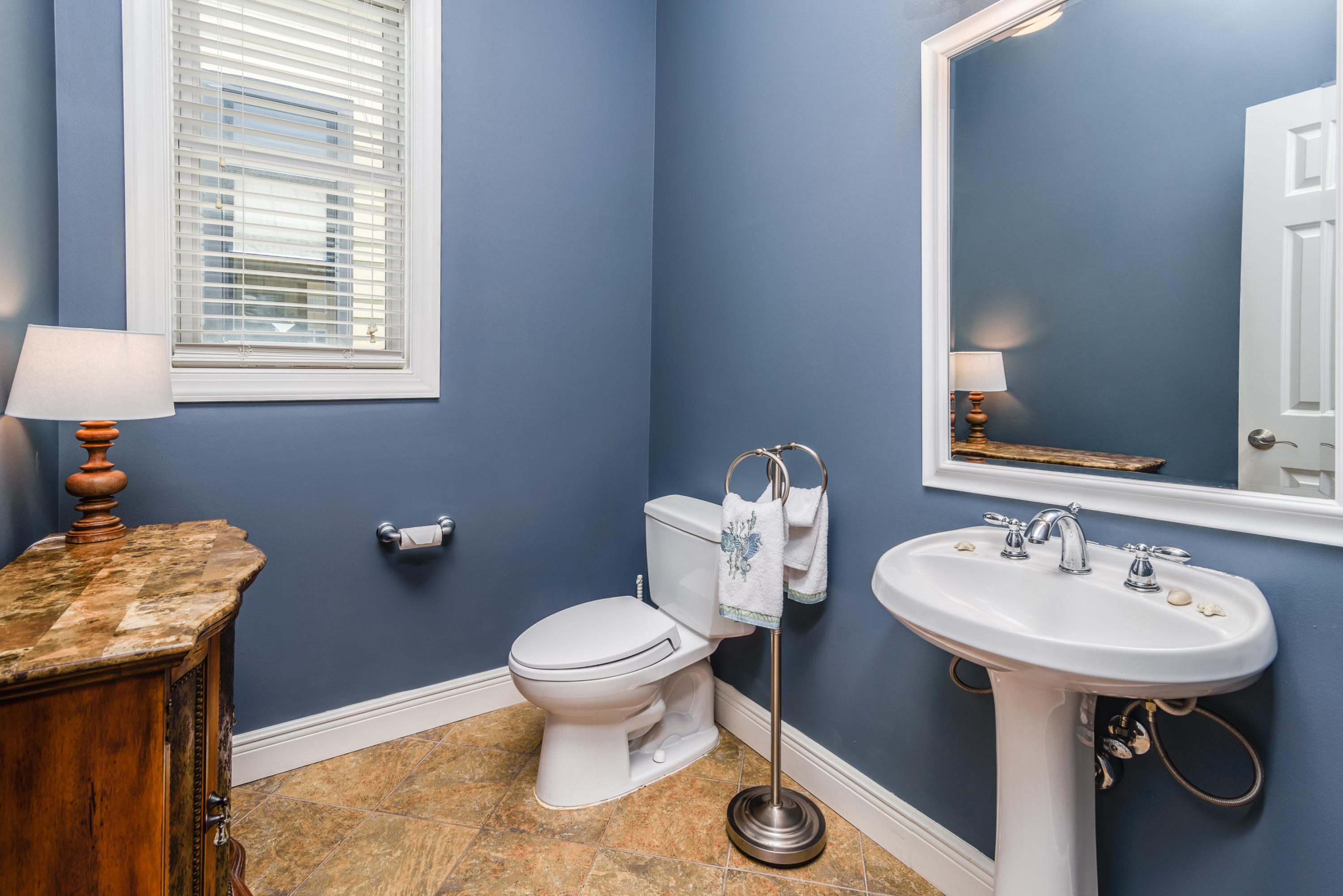 TANG-O-MAR S/D UNREC - Residential