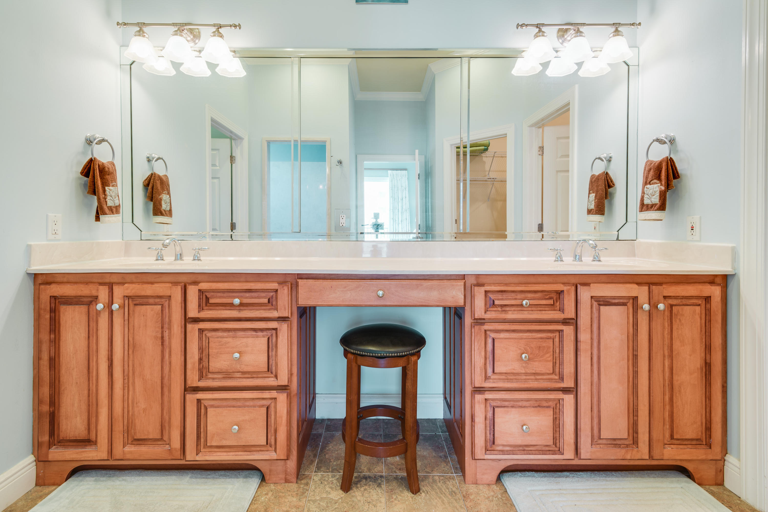 TANG-O-MAR S/D UNREC - Residential