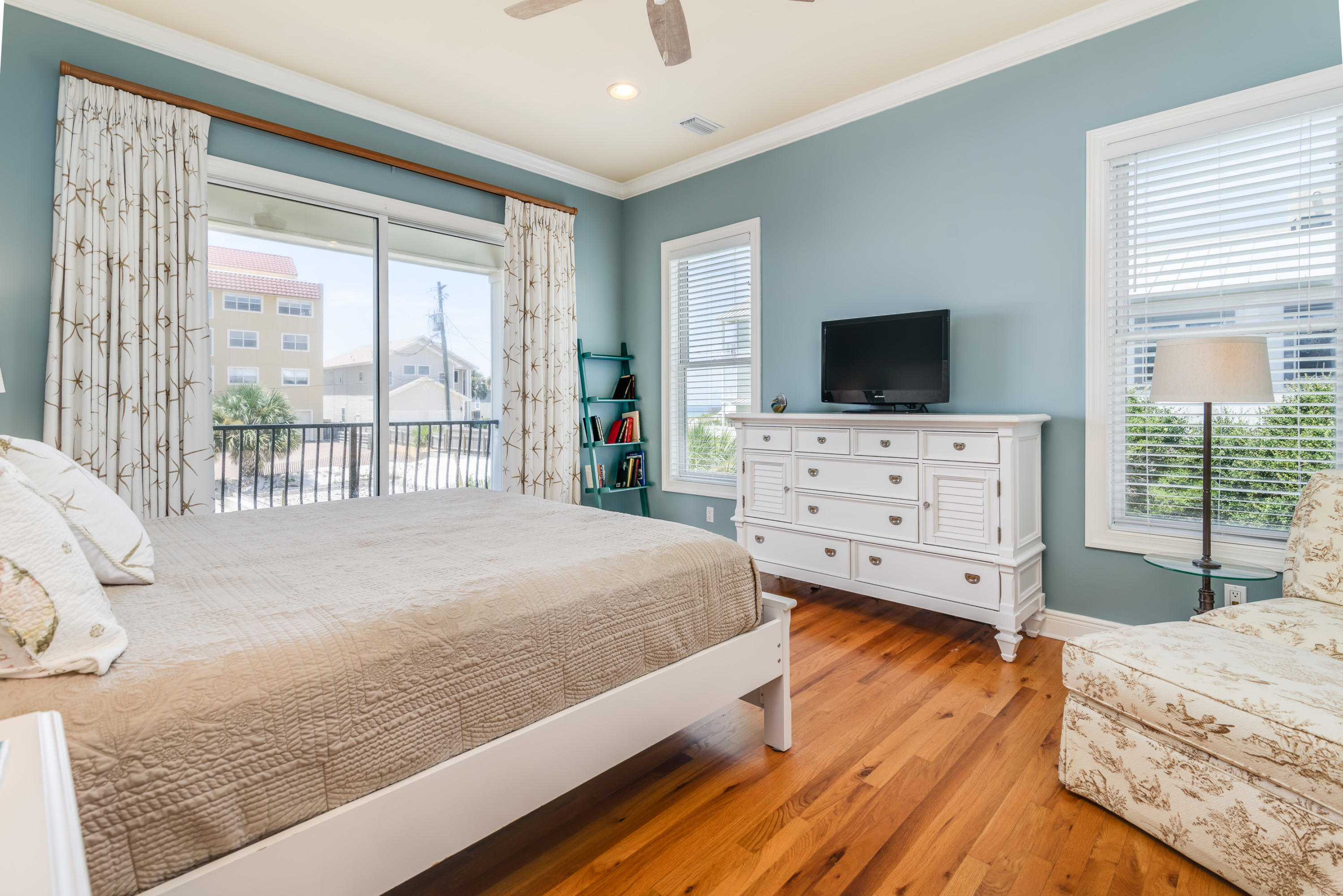 TANG-O-MAR S/D UNREC - Residential