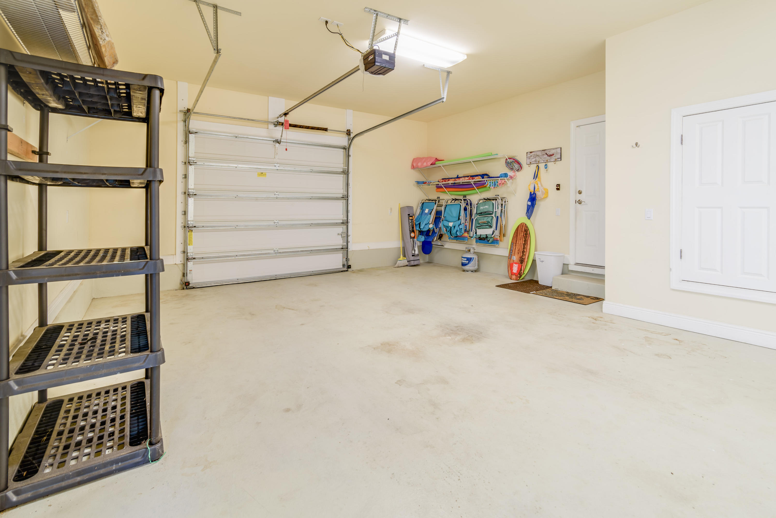 TANG-O-MAR S/D UNREC - Residential