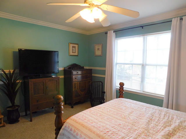 ROYAL OAKS S/D - Residential