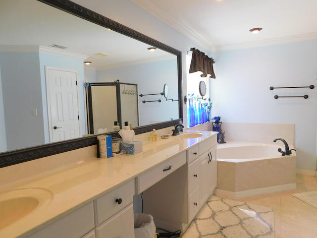 ROYAL OAKS S/D - Residential