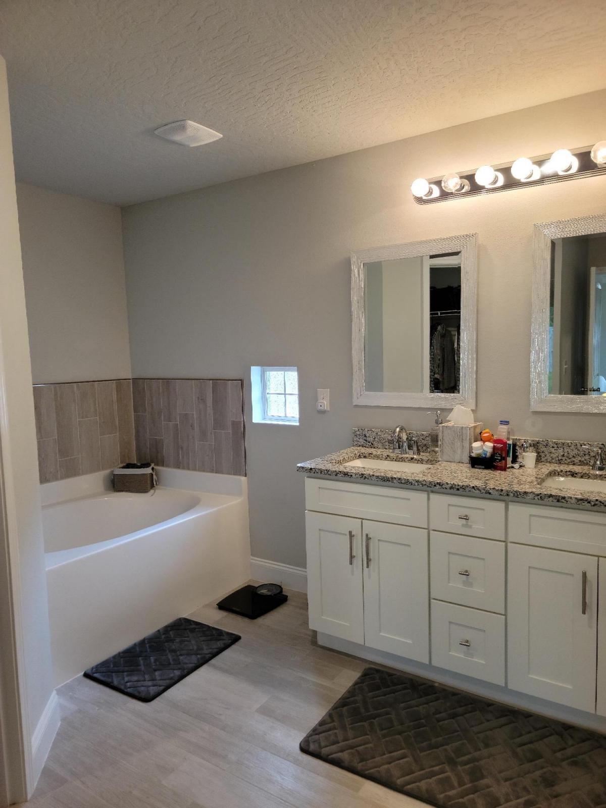 CHANAN ESTATES 1ST ADDN - Residential Lease