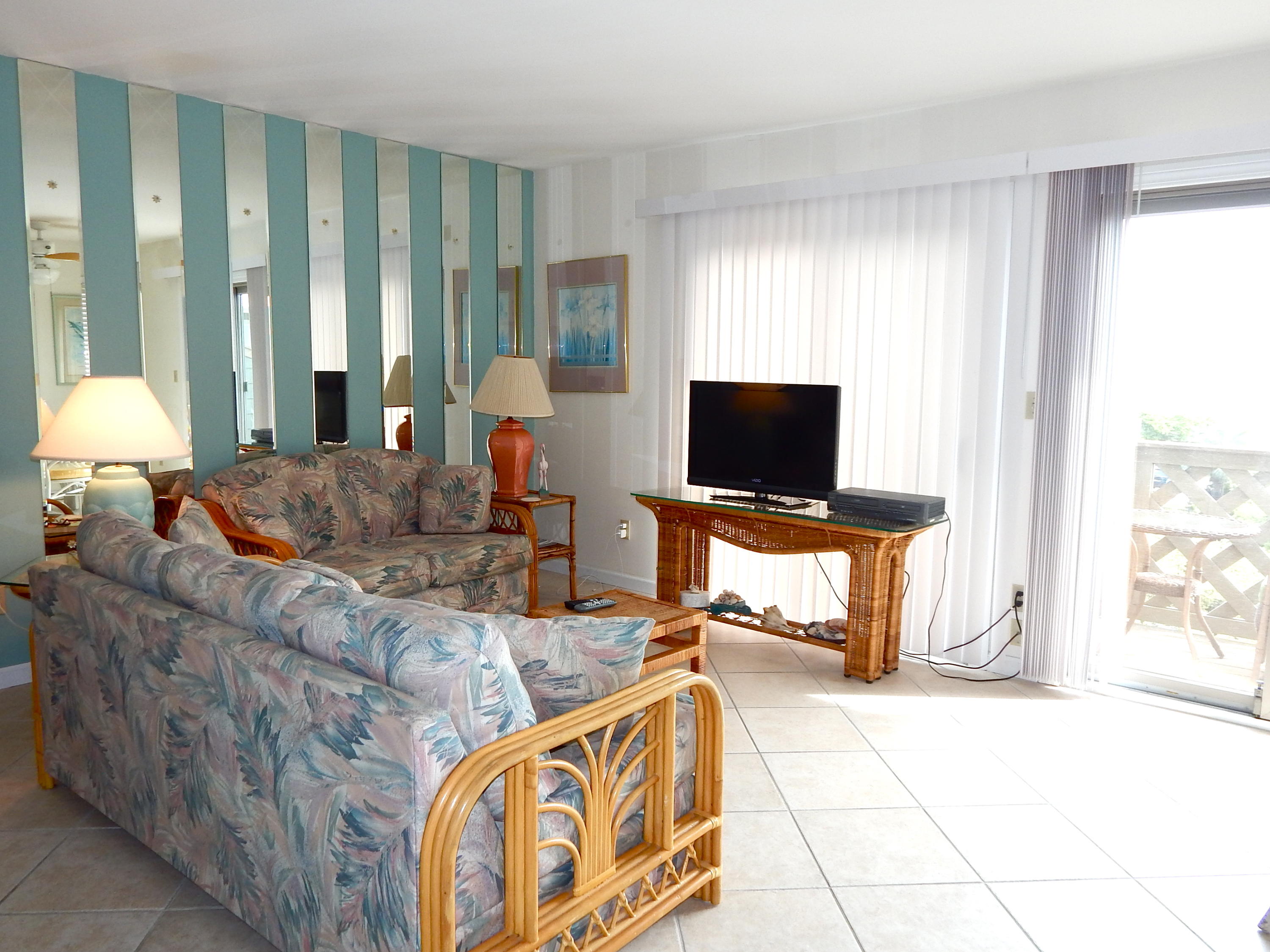 INLET DUNES CONDO PH 2 - Residential