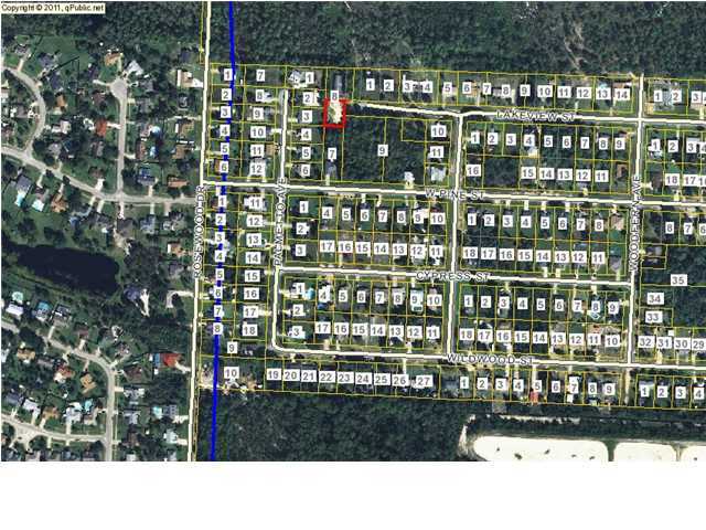 At the end of a quiet neighborhood, this is a great opportunity for both a homeowner and builder. New houses keep being built here, and the property values are good and getting better. With owner financing available, this is a prime opportunity to build here.