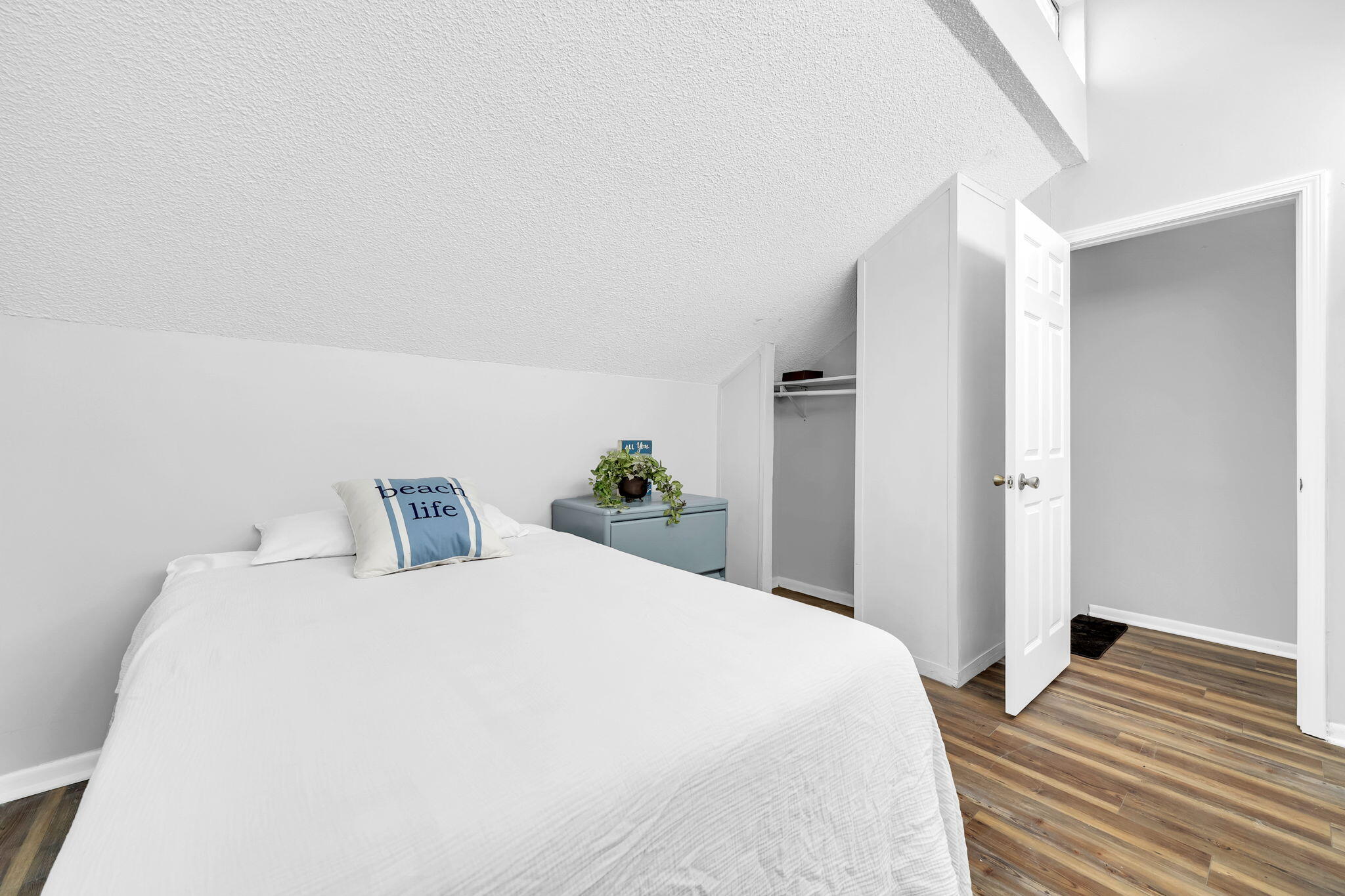 GULF LAGOON BEACH - Residential