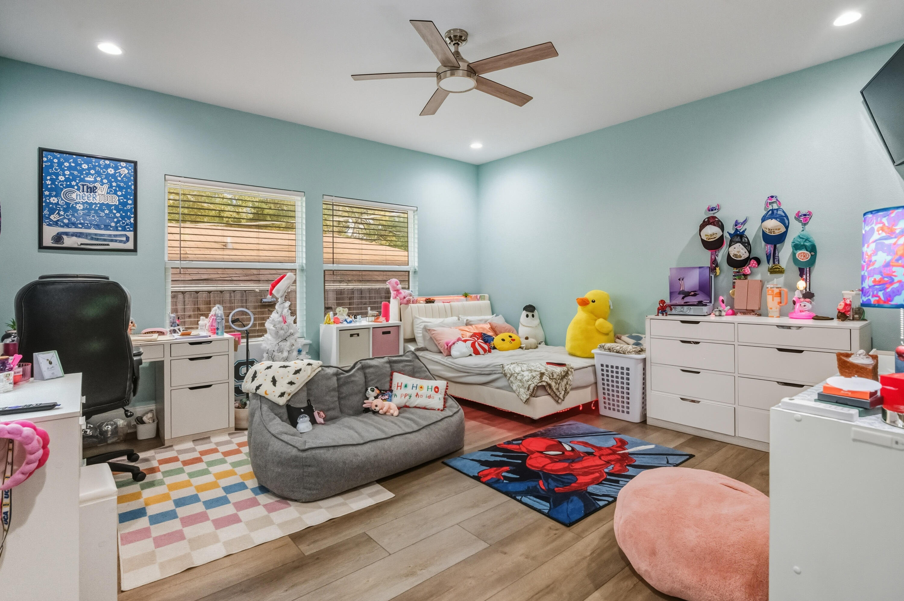 HARBOR RIDGE - Residential