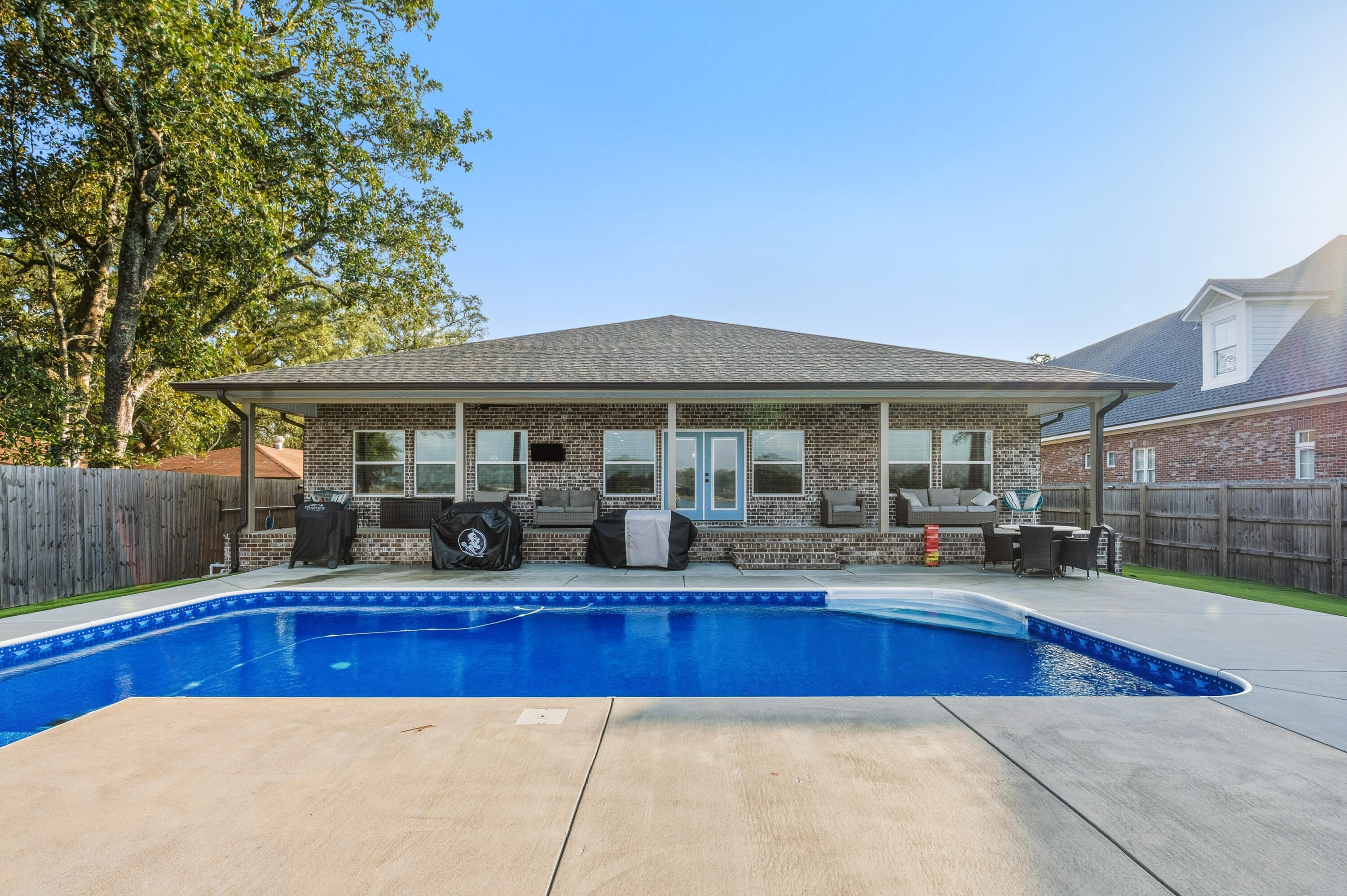 HARBOR RIDGE - Residential