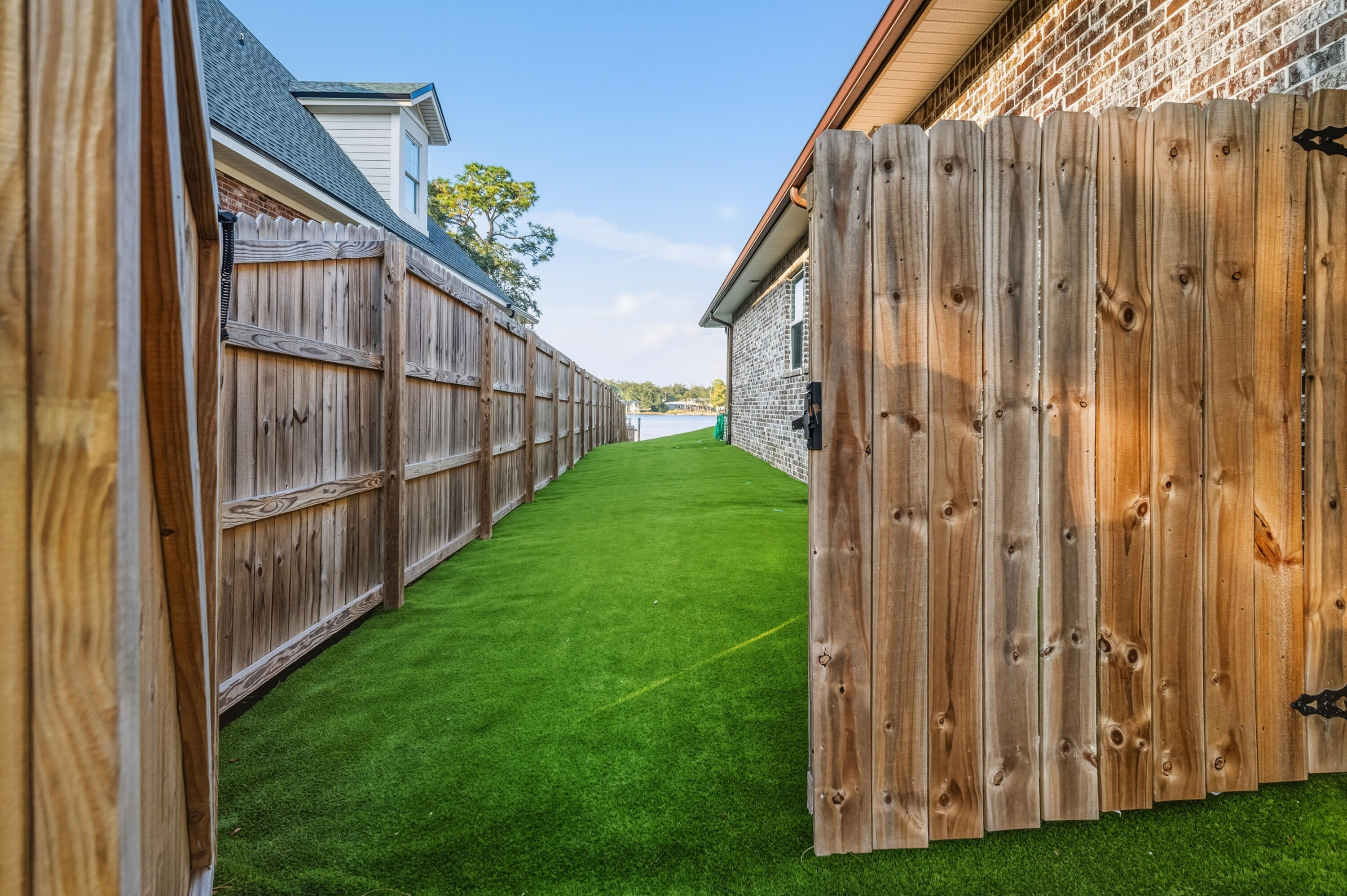 HARBOR RIDGE - Residential