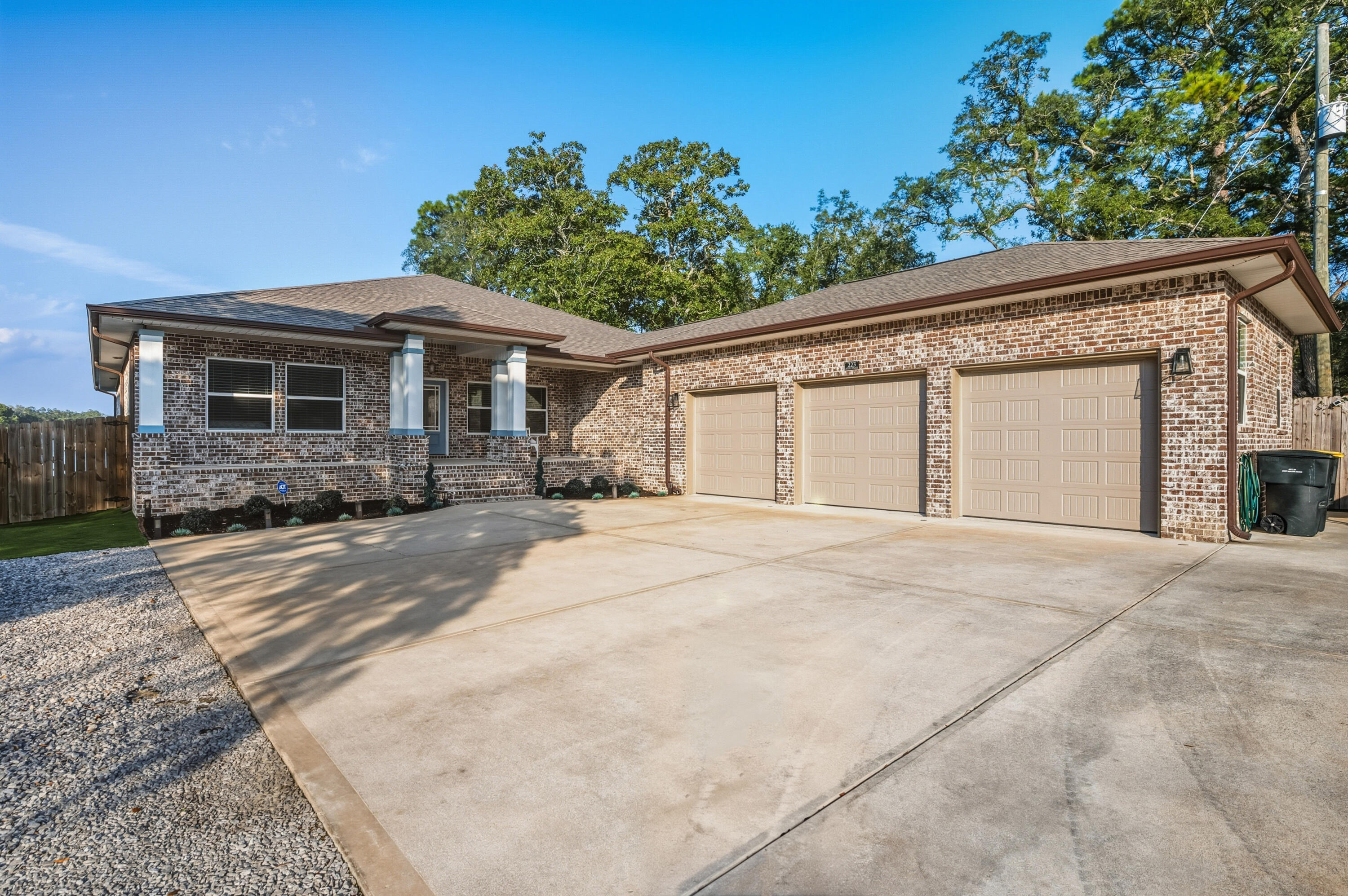 HARBOR RIDGE - Residential