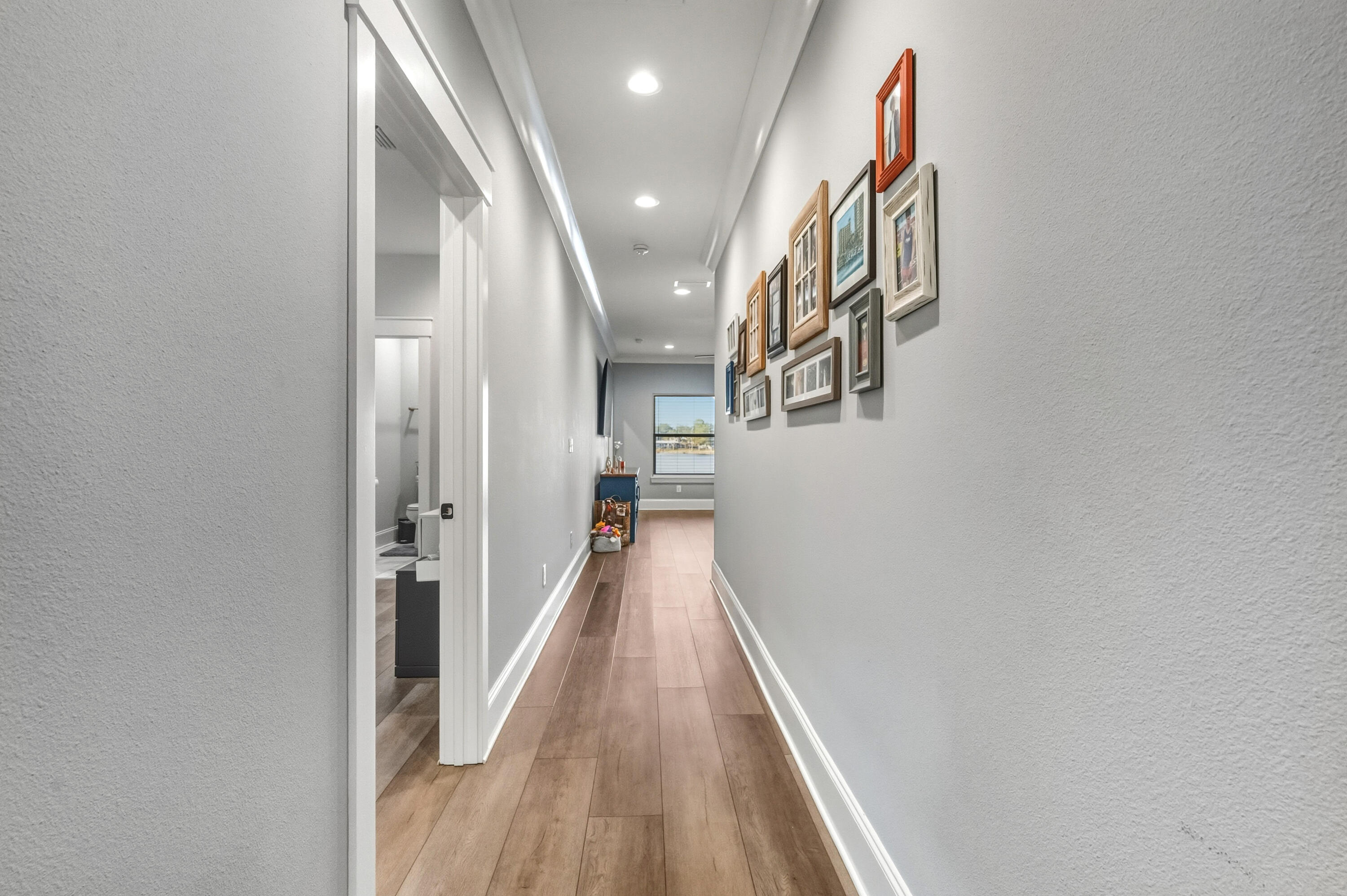 HARBOR RIDGE - Residential