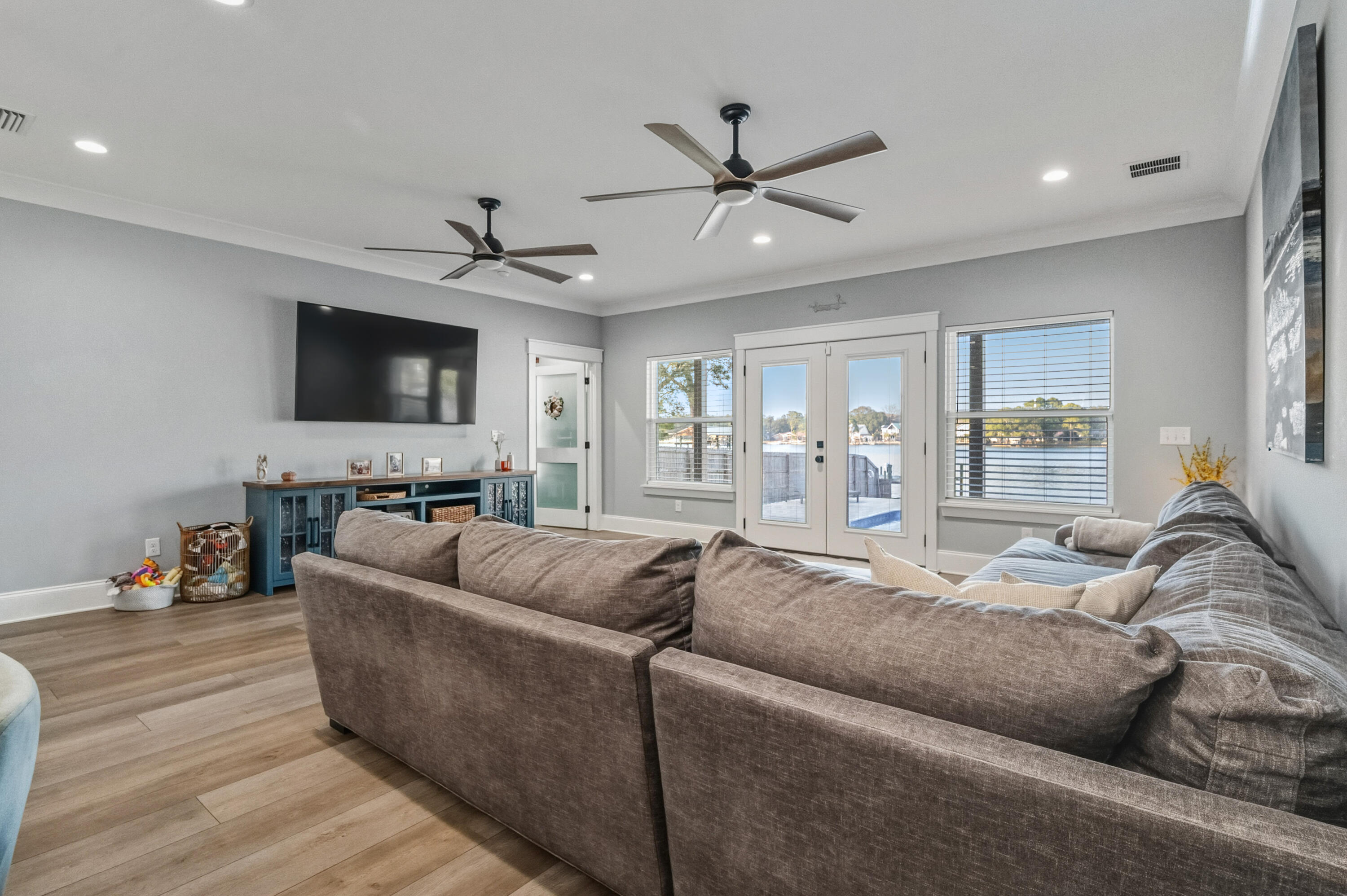 HARBOR RIDGE - Residential