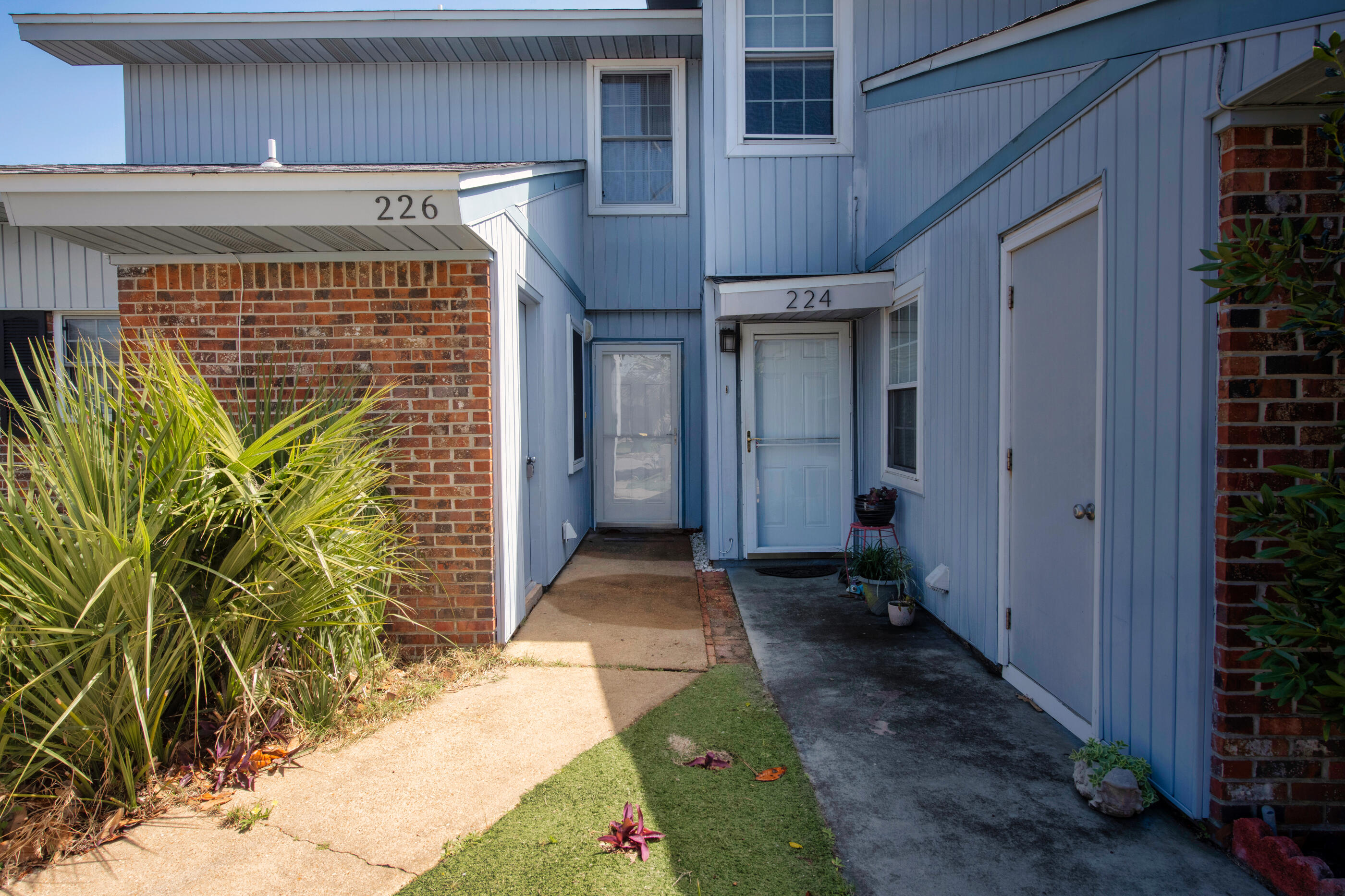 INDIAN OAKS - Residential