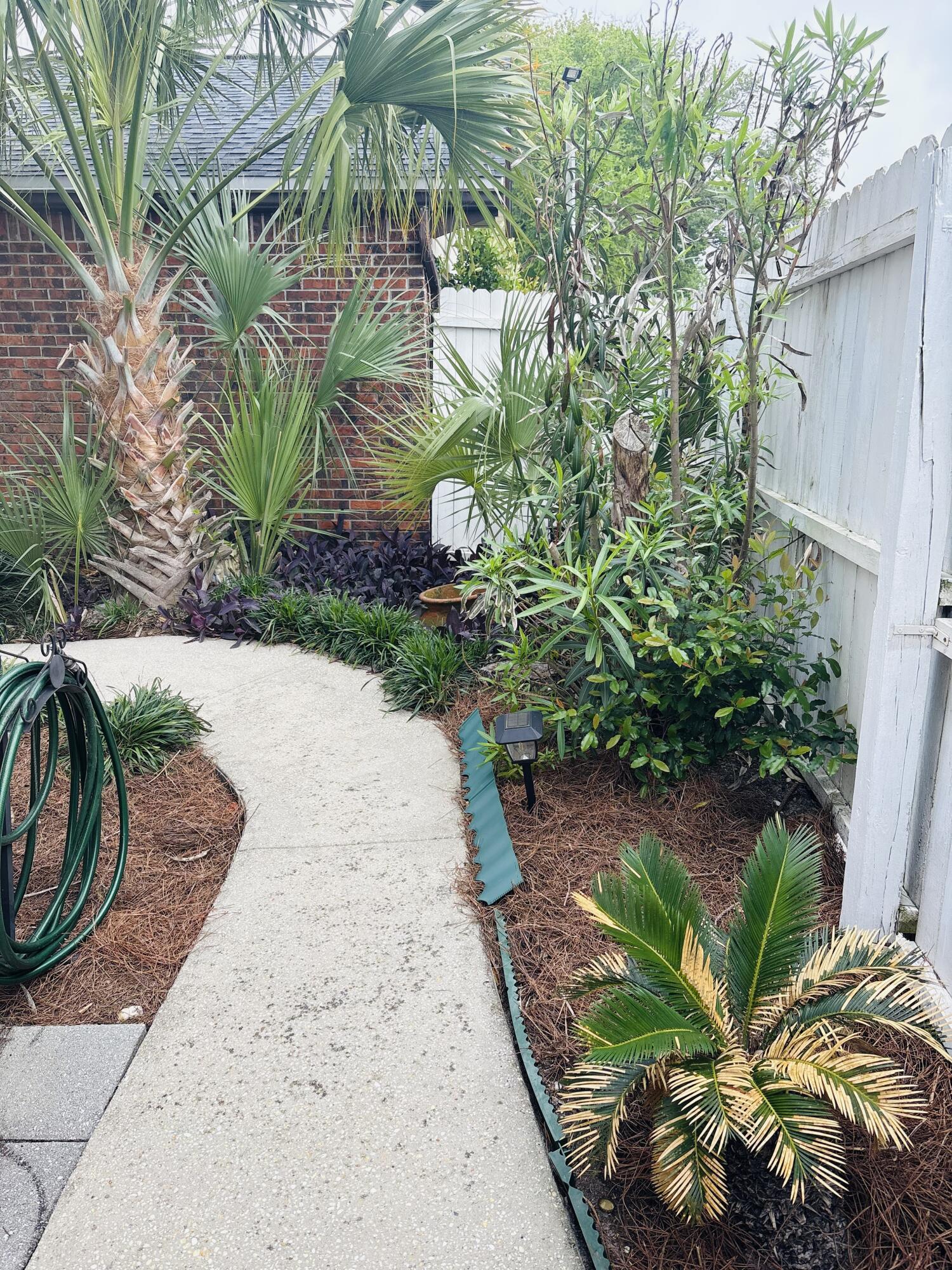 INDIAN OAKS - Residential
